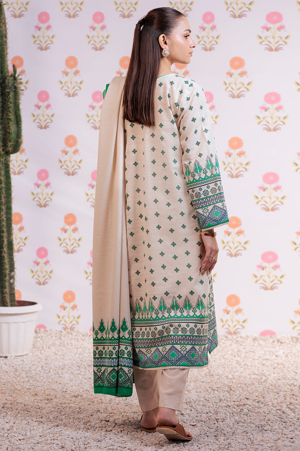 Zellbury | Winter Pret | Embroidered Kurta Dupatta Trouser - 3075 - Libasekhas