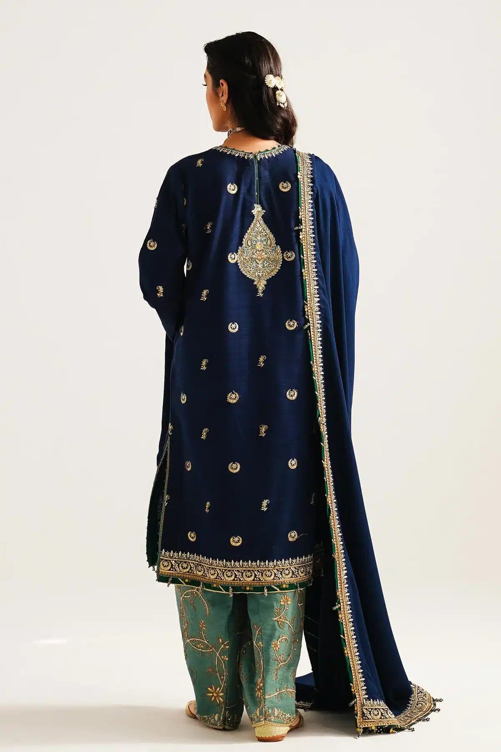 Zara ShahJahan | Winter Shawl 23 | WS23-D1 - House Of Anaya