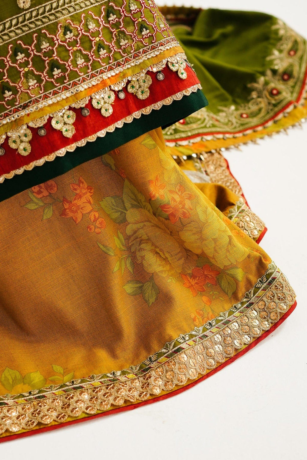 Zara ShahJahan | Winter Shawl 23 | WS23-D6 - House Of Anaya