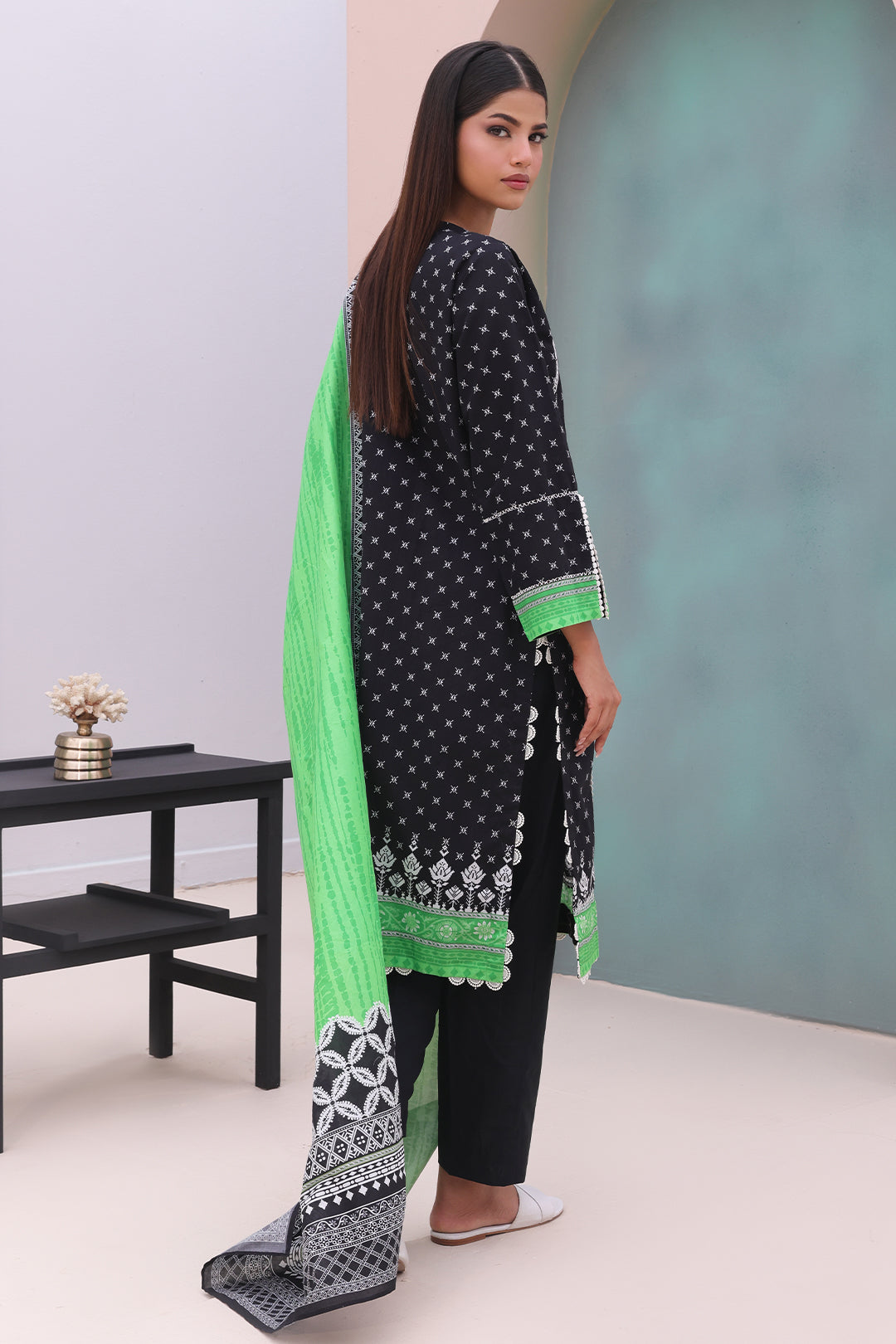 Zellbury | Unstitched 2 Piece Cambric | Embroidered Shirt Dupatta - 0027 - Libasekhas