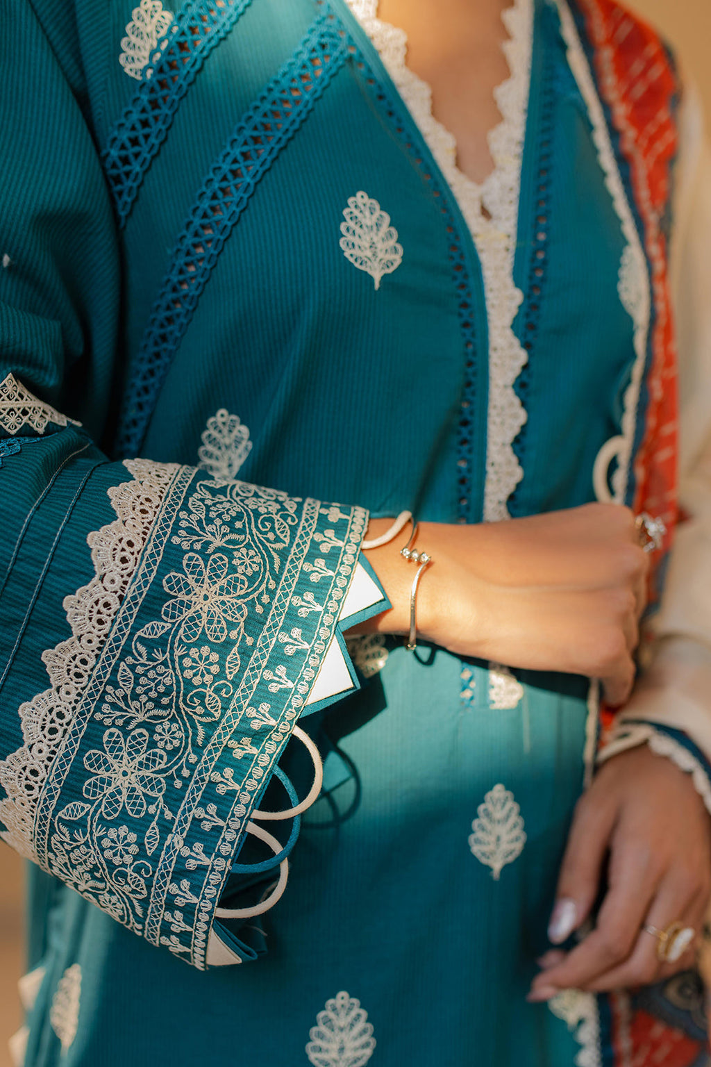 Zellbury | Unstitched 3 Piece Chikankari | Embroidered Shirt Shalwar Dupatta - 0705 - Libasekhas
