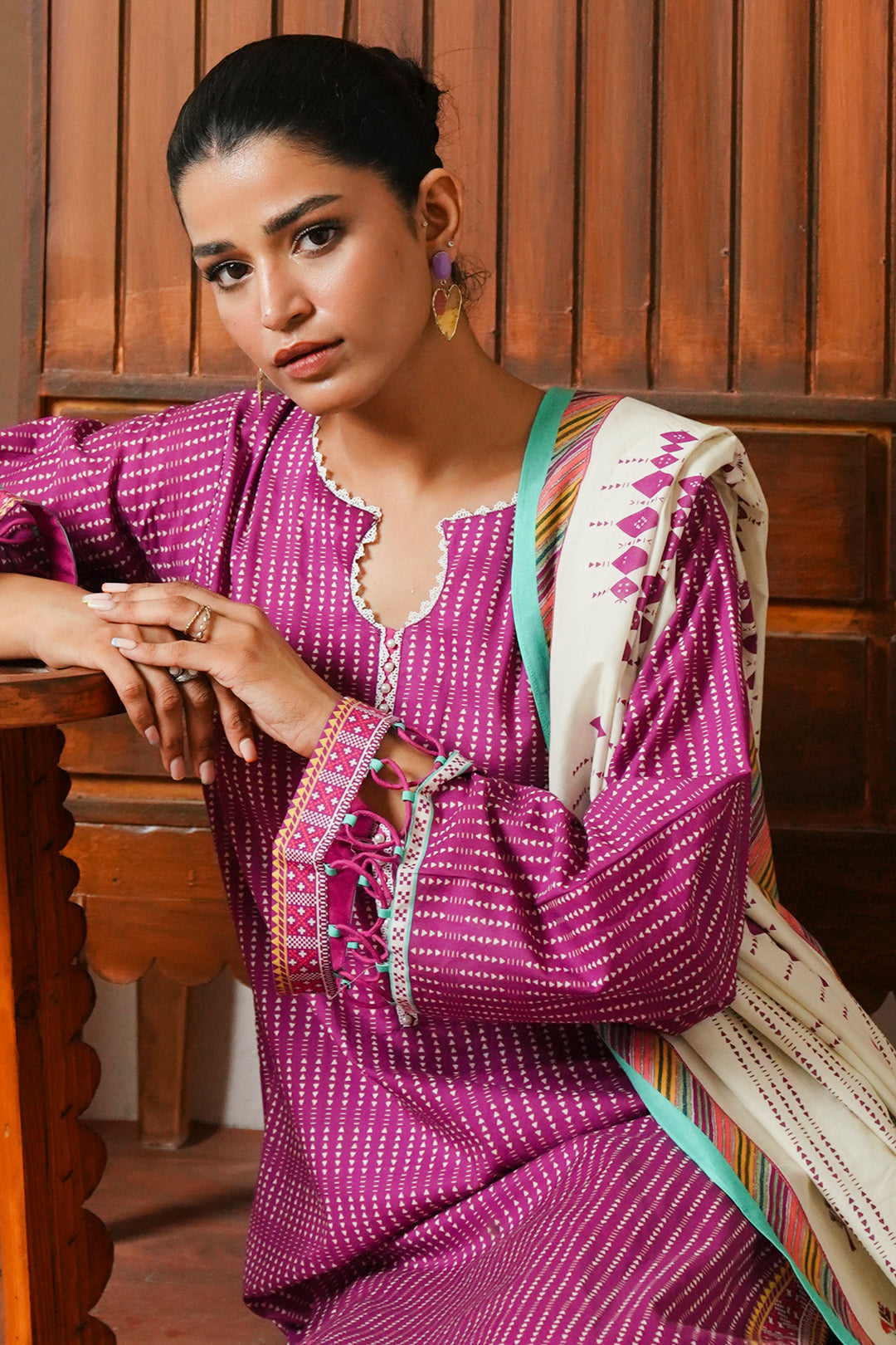 Zellbury | Unstitched 3 Piece Cambric | Shirt Shalwar Dupatta - 0052 - Libasekhas