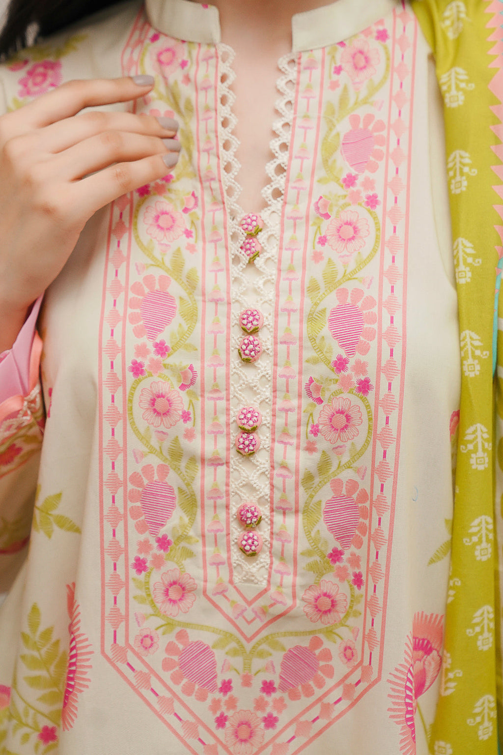 Zellbury | Unstitched 3 Piece Cambric | Shirt Shalwar Dupatta - 0057 - Libasekhas