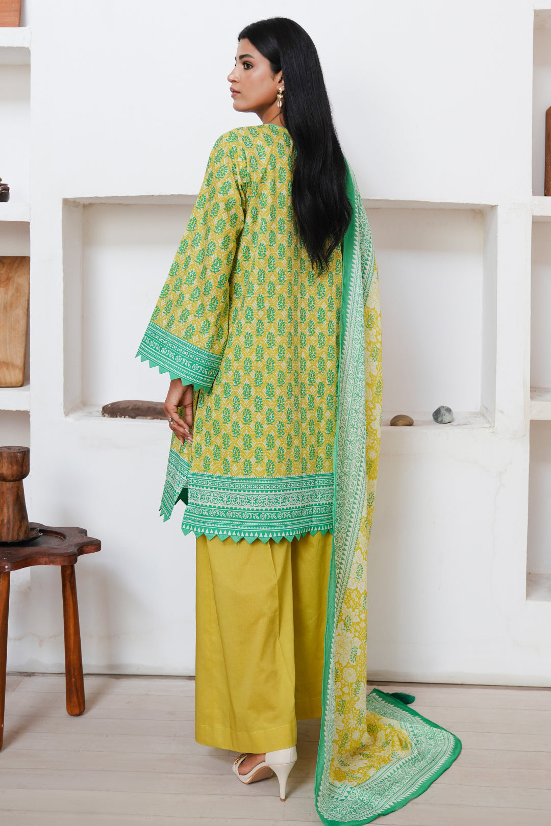 Zellbury | Unstitched 3 Piece Cambric | Shirt Shalwar Dupatta - 0117 - Libasekhas