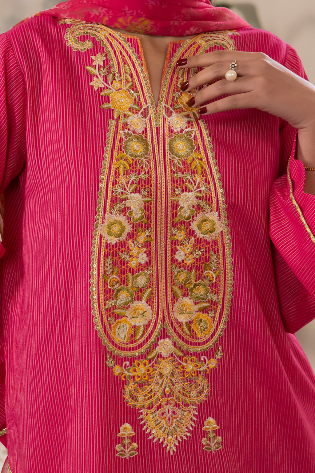 Zellbury | Unstitched 3 Piece Lawn | Embroidered Shirt Shalwar Dupatta - 1116 - Libasekhas