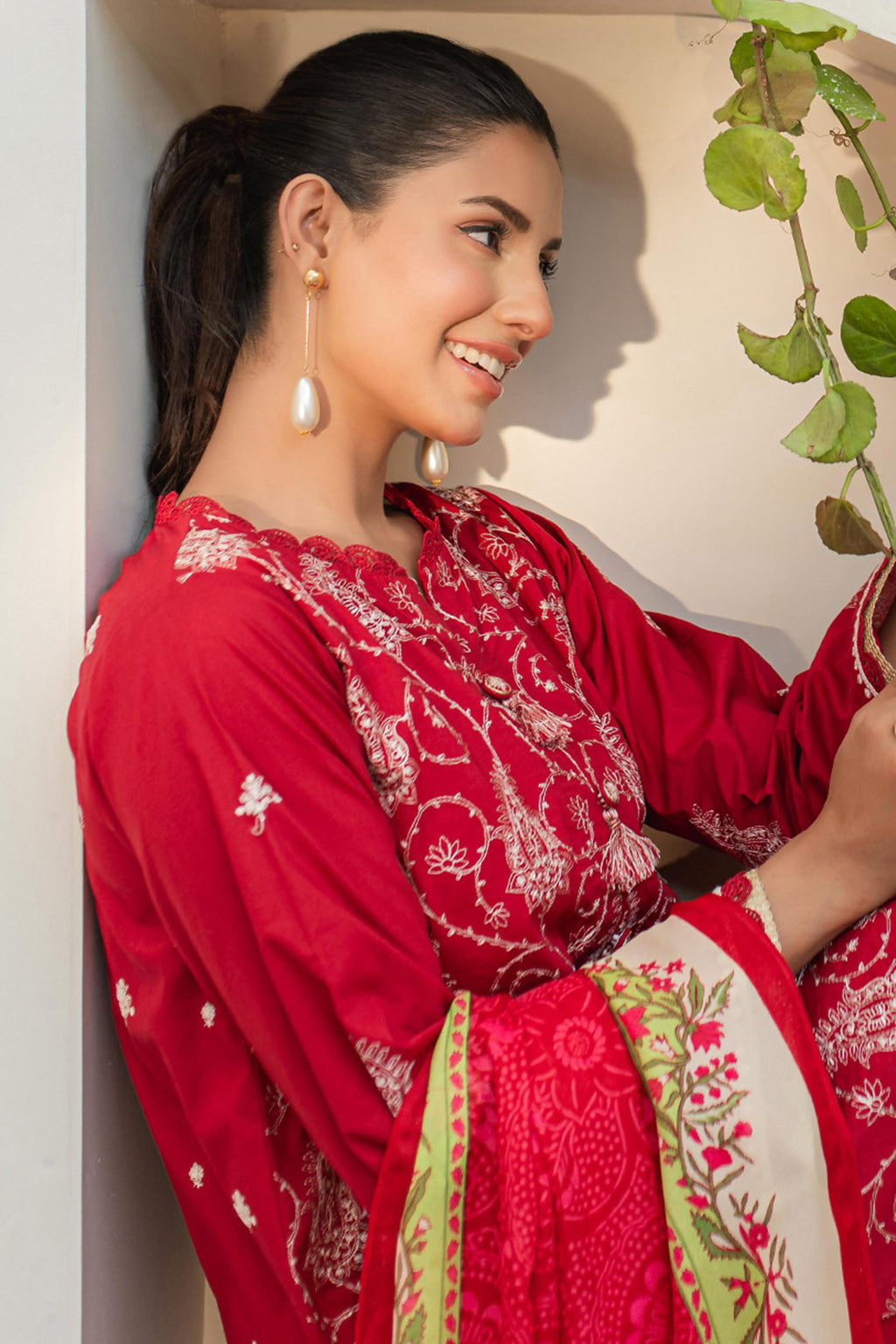 Zellbury | Unstitched 3 Piece Lawn | Embroidered Shirt Shalwar Dupatta - 1262 - Libasekhas