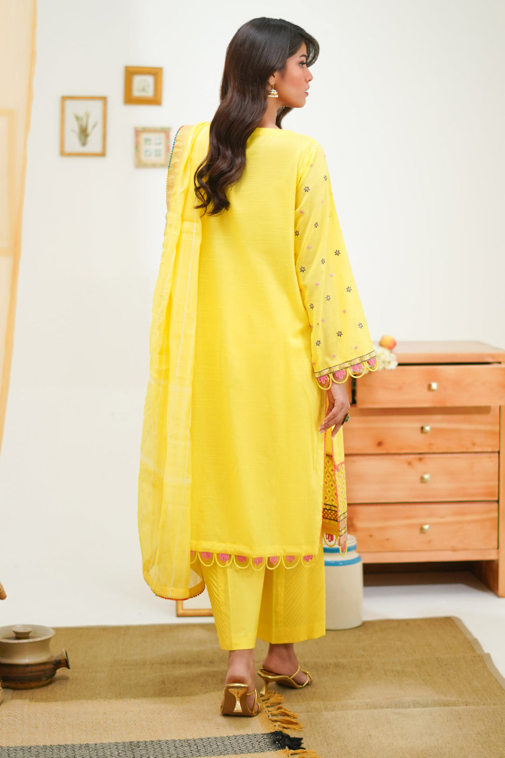 Zellbury | Unstitched 3 Piece Lawn | Embroidered Shirt Shalwar Dupatta - 1285 - Libasekhas