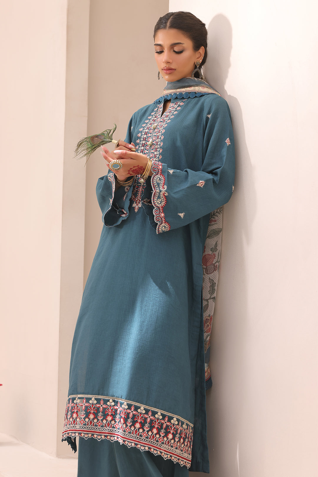 Zellbury | Unstitched 3 Piece Lawn | Embroidered Shirt Shalwar Dupatta - 1549 - Libasekhas