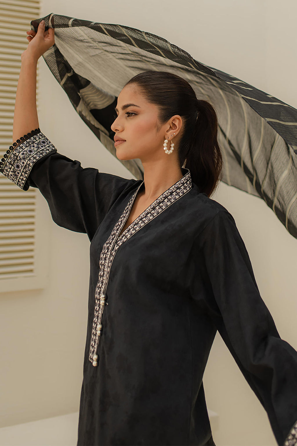 Zellbury | Unstitched 3 Piece Green | Embroidered Shirt Shalwar Dupatta - 1768 - Libasekhas