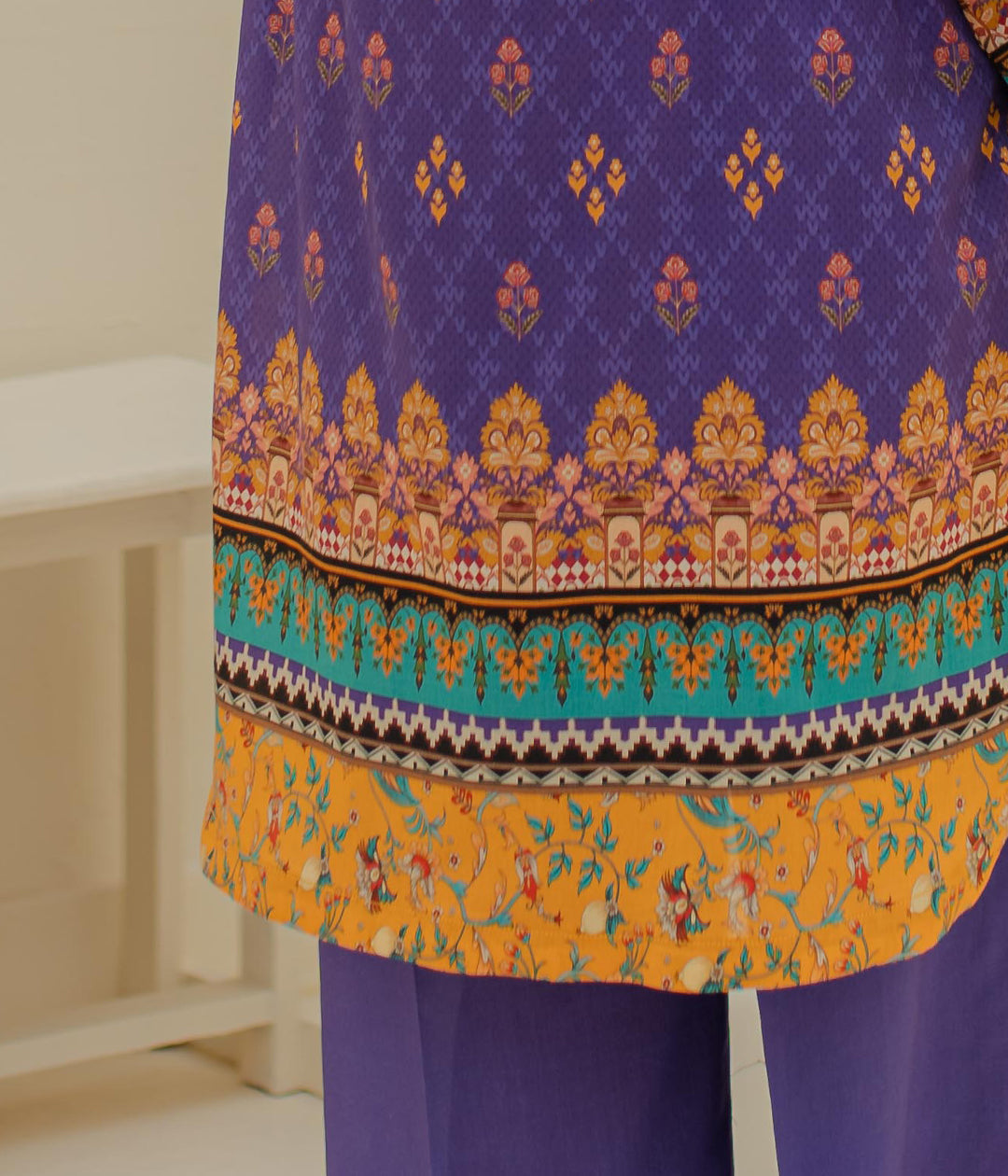 Zellbury | Unstitched 3 Piece Lawn | Shirt Shalwar Dupatta - 1215 - Libasekhas