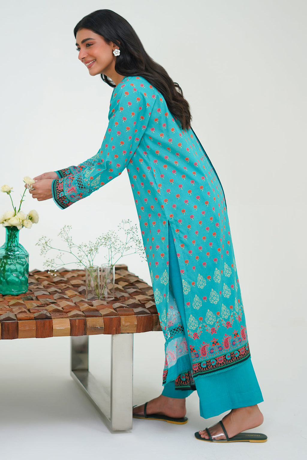 Zellbury | Unstitched 3 Piece Lawn | Shirt Shalwar Dupatta - 1227 - Libasekhas