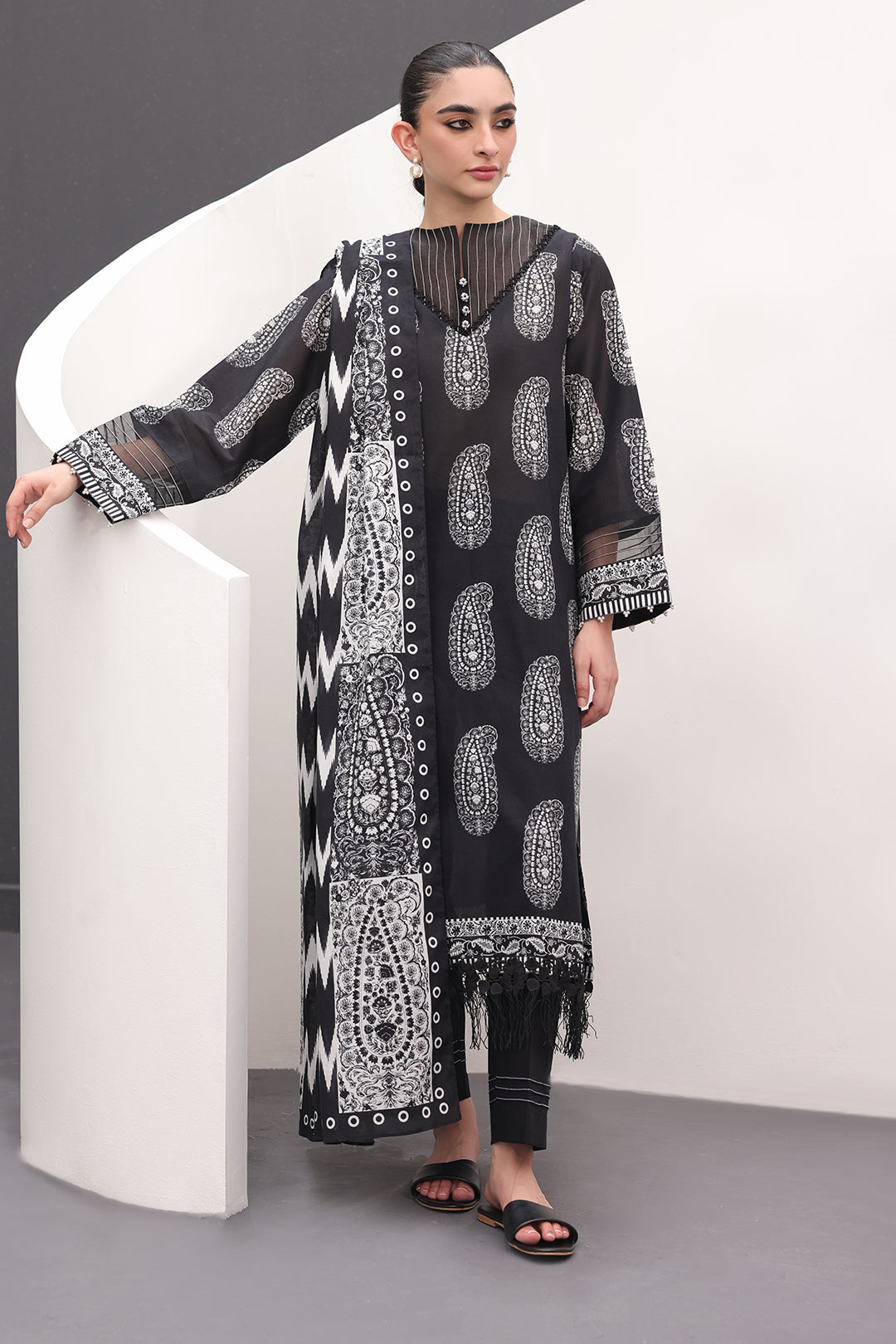 Zellbury | Unstitched 3 Piece Lawn | Shirt Shalwar Dupatta - 1525 - Libasekhas
