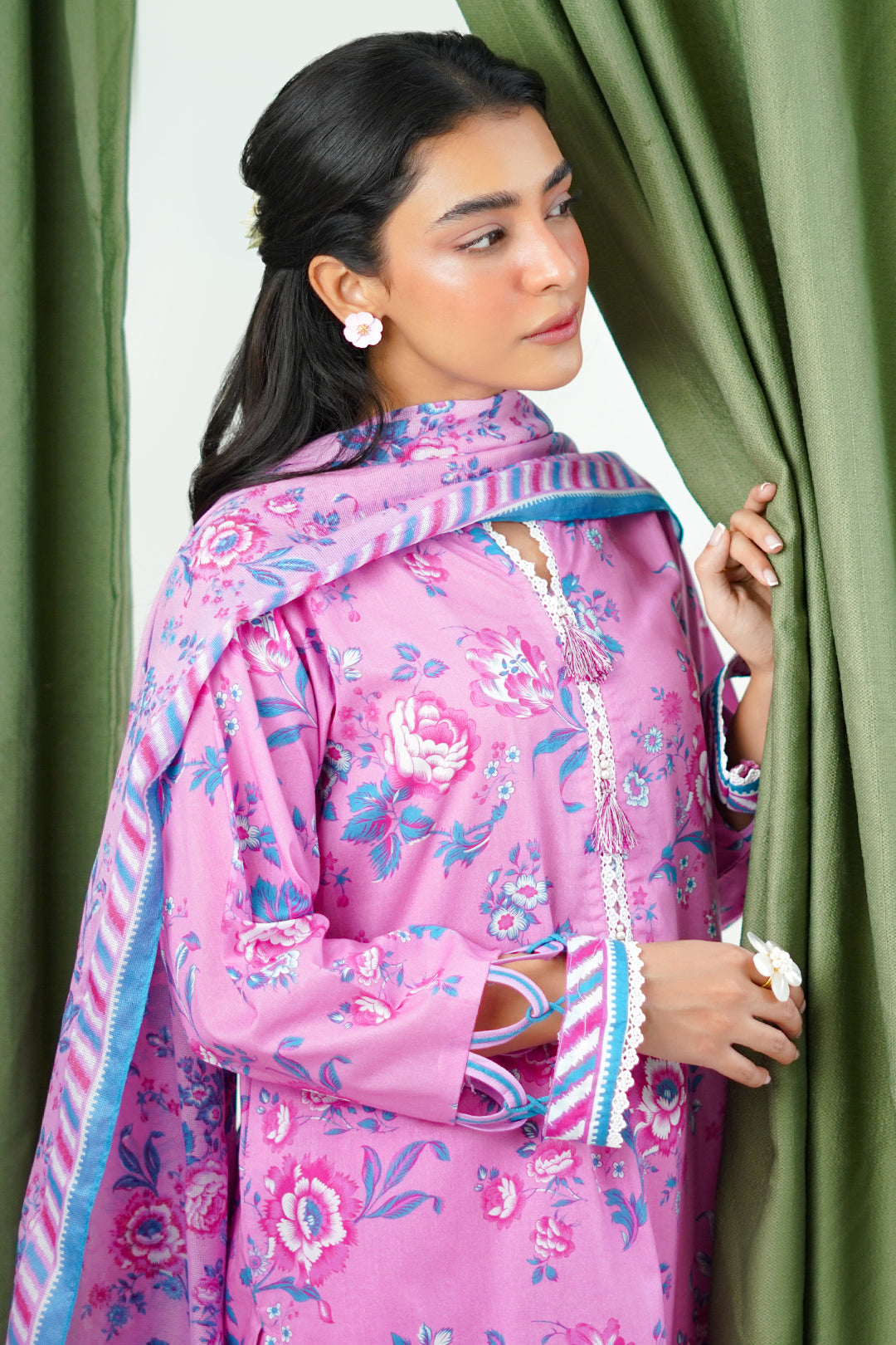 Zellbury | Unstitched 3 Piece Lawn | Shirt Shalwar Dupatta - 1569 - Libasekhas