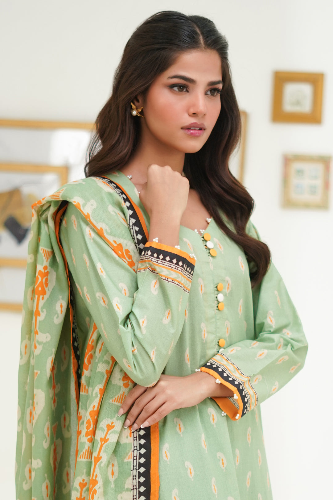 Zellbury | Unstitched 3 Piece Lawn | Shirt Shalwar Dupatta - 1572 - Libasekhas