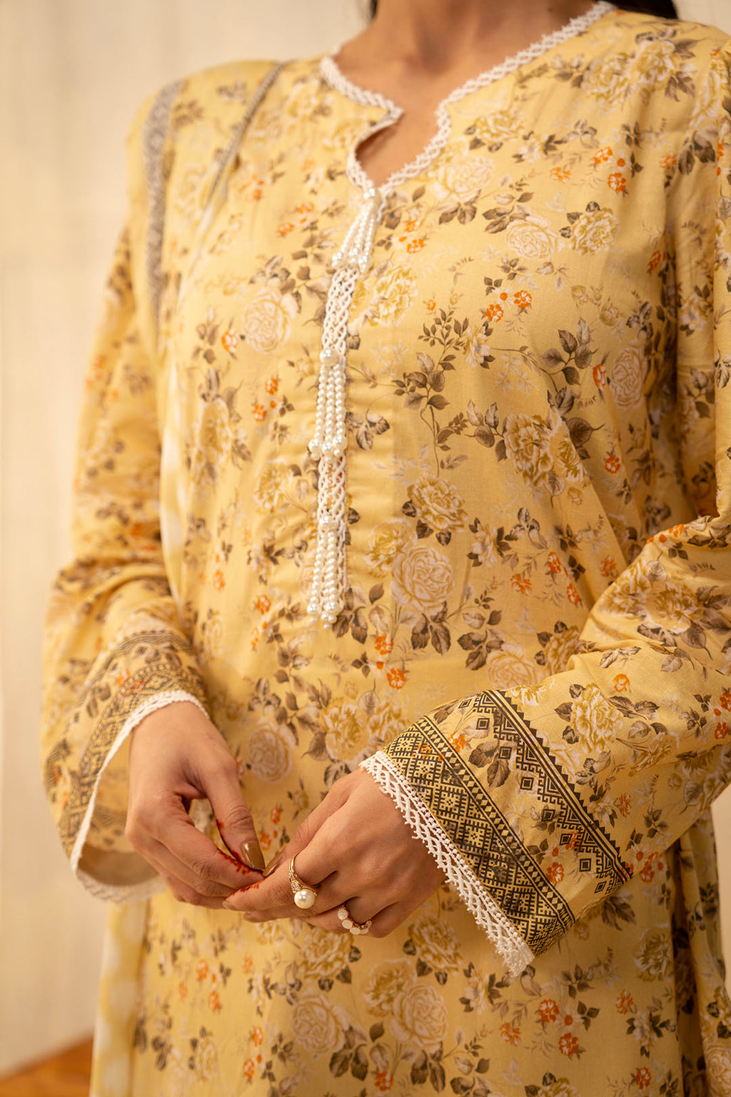 Zellbury | Unstitched 2 Piece Lawn | Shirt Dupatta - 0225 - Libasekhas