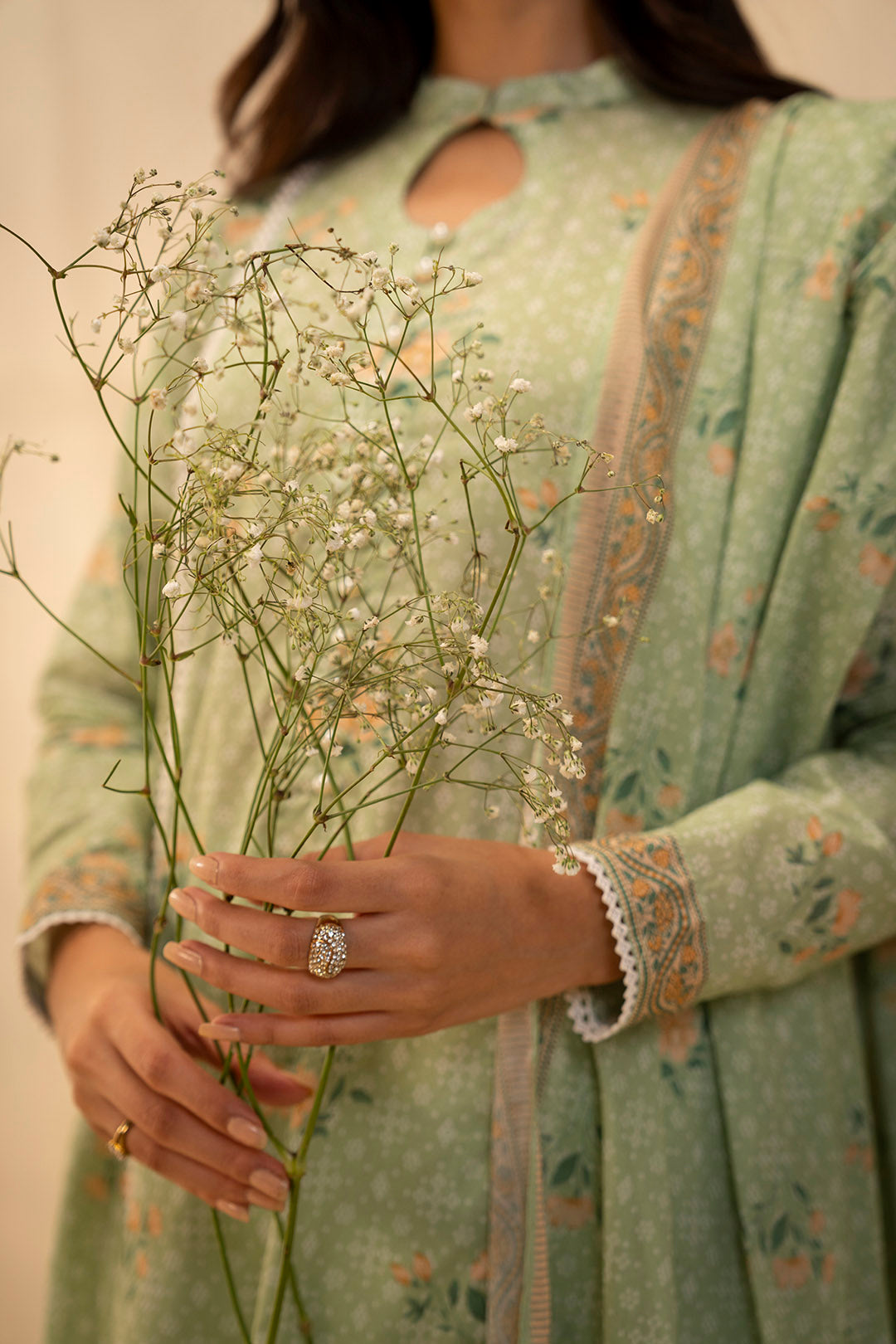 Zellbury | Unstitched 3 Piece Lawn | Shirt Shalwar Dupatta - 0025 - Libasekhas