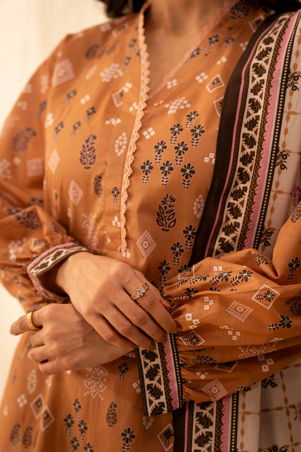 Zellbury | Unstitched 3 Piece Lawn | Shirt Shalwar Dupatta - 0047 - Libasekhas