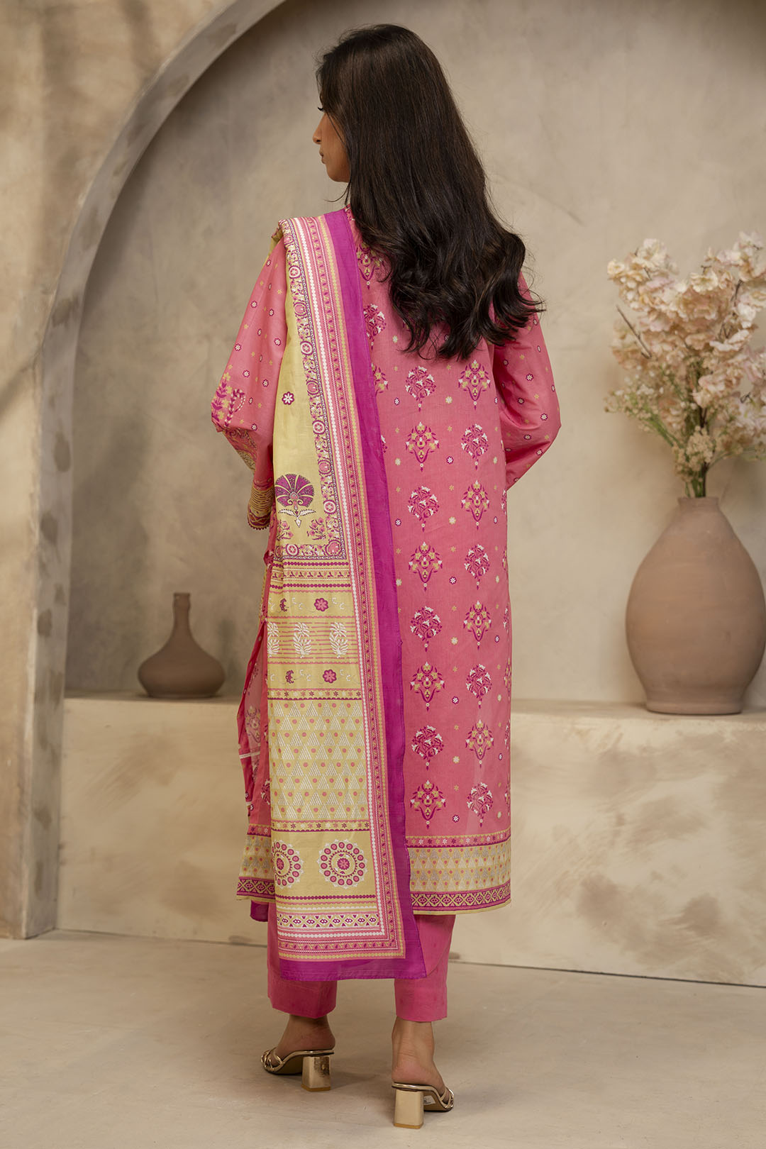 Zellbury | Unstitched 3 Piece Lawn | Shirt Shalwar Dupatta - 0122 - Libasekhas