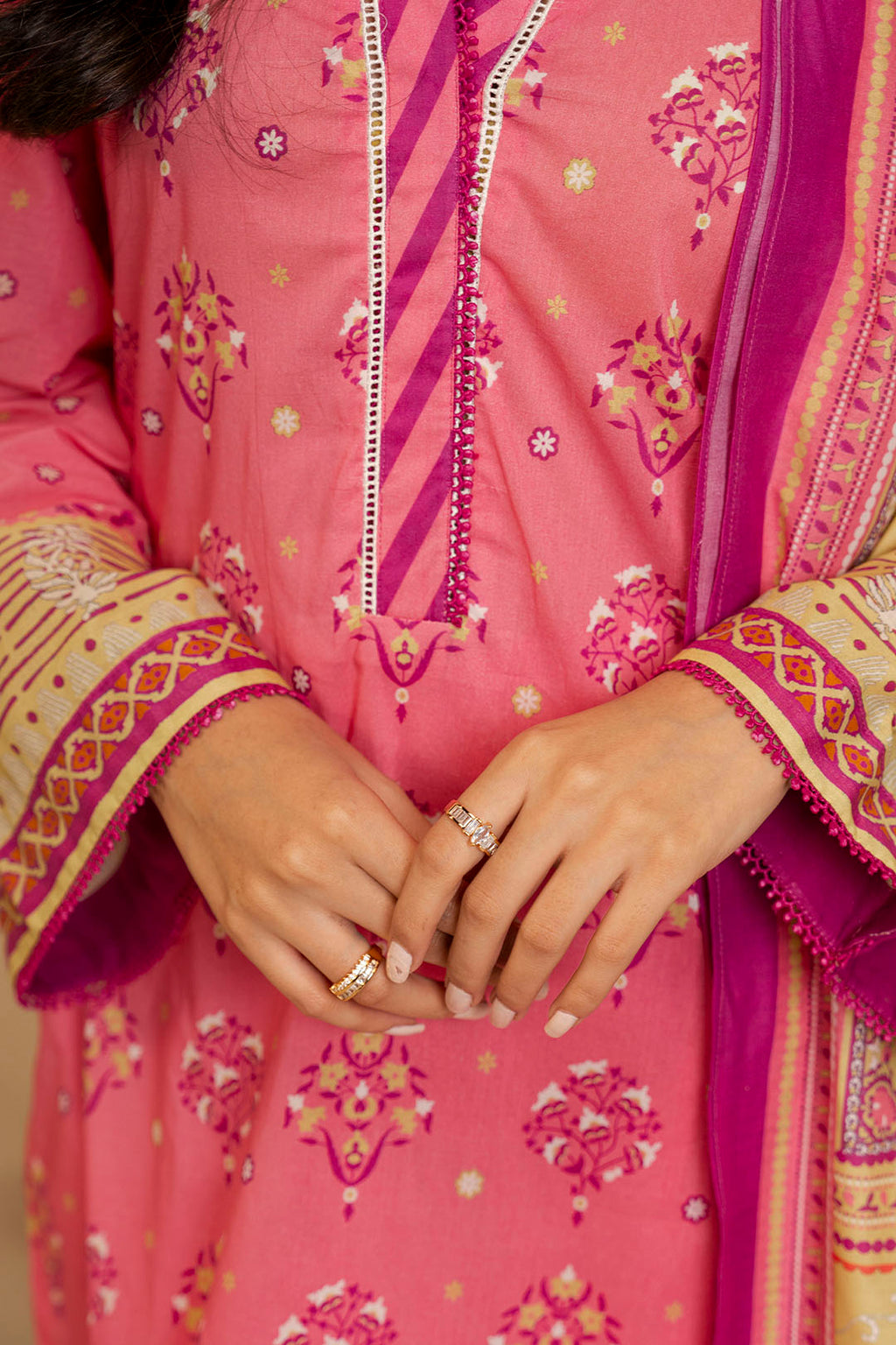 Zellbury | Unstitched 3 Piece Lawn | Shirt Shalwar Dupatta - 0122 - Libasekhas