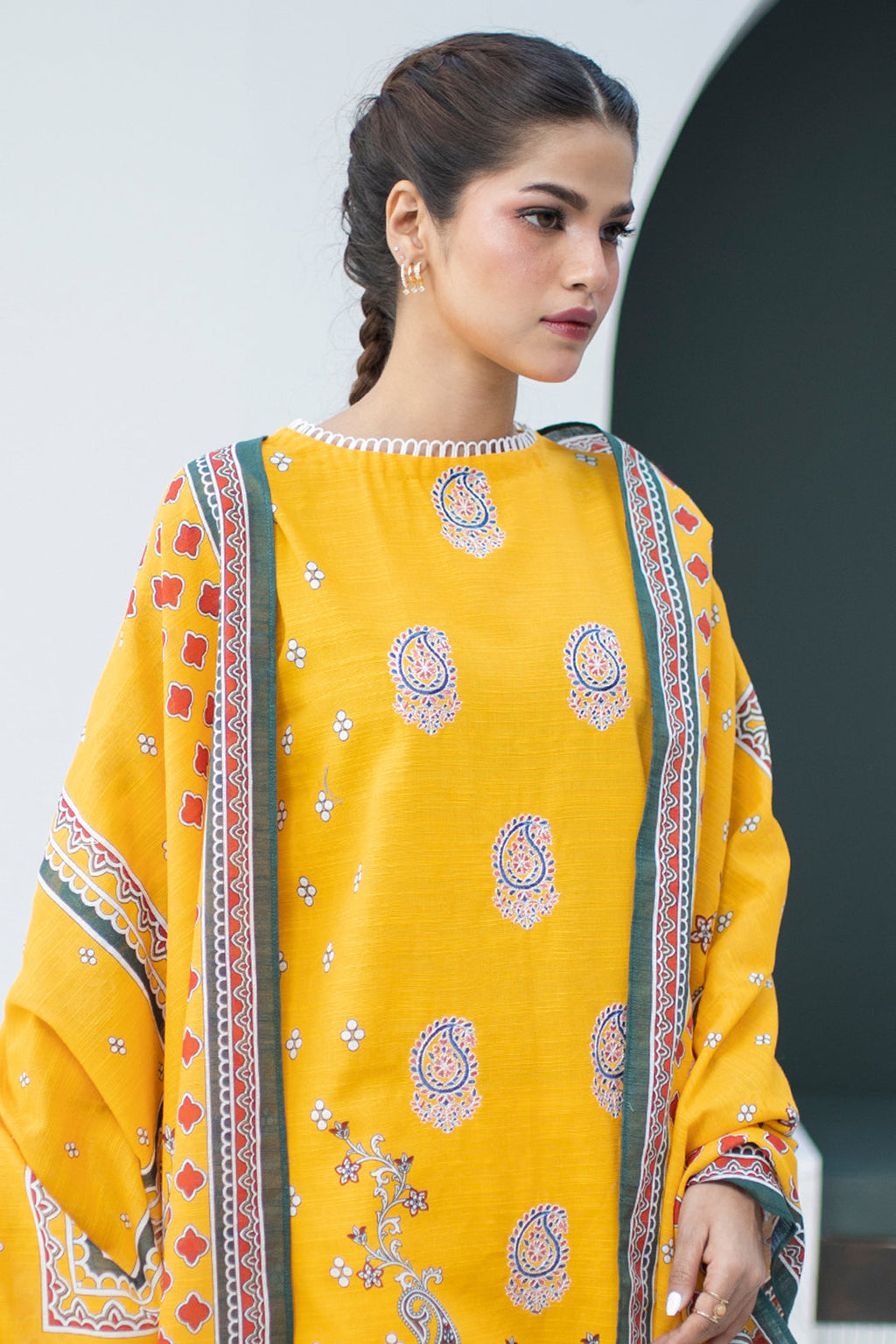 Zellbury | Unstitched 3 Piece Khaddar | Embroidered Shirt Dupatta - 0799 - Libasekhas