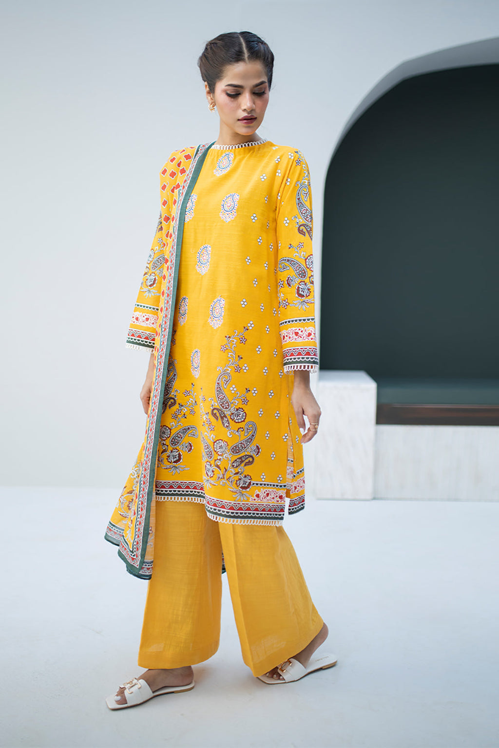 Zellbury | Unstitched 3 Piece Khaddar | Embroidered Shirt Dupatta - 0799 - Libasekhas