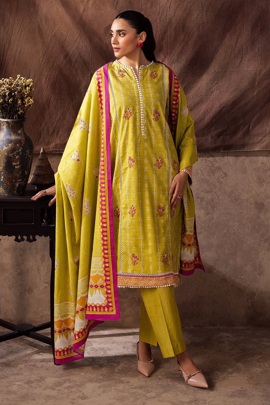 Zellbury | Unstitched 2 Piece Khaddar | Embroidered Shirt Dupatta - 0174 - Libasekhas