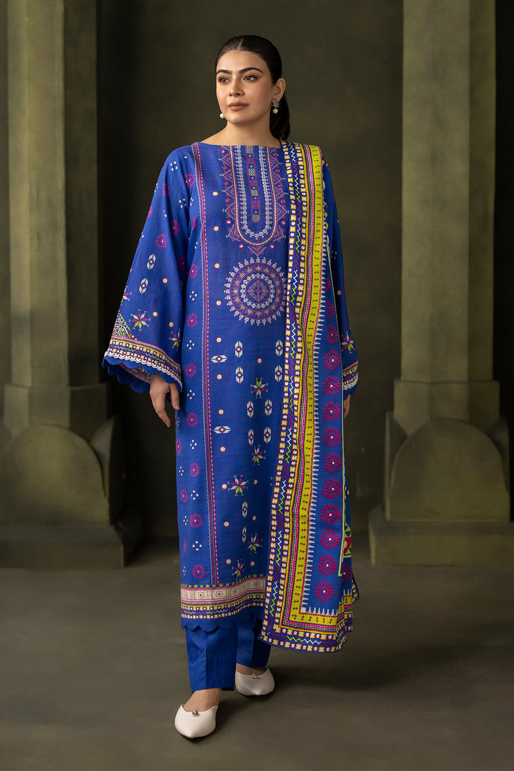 Zellbury | Unstitched 2 Piece Khaddar | Embroidered Shirt Dupatta - 0180 - Libasekhas
