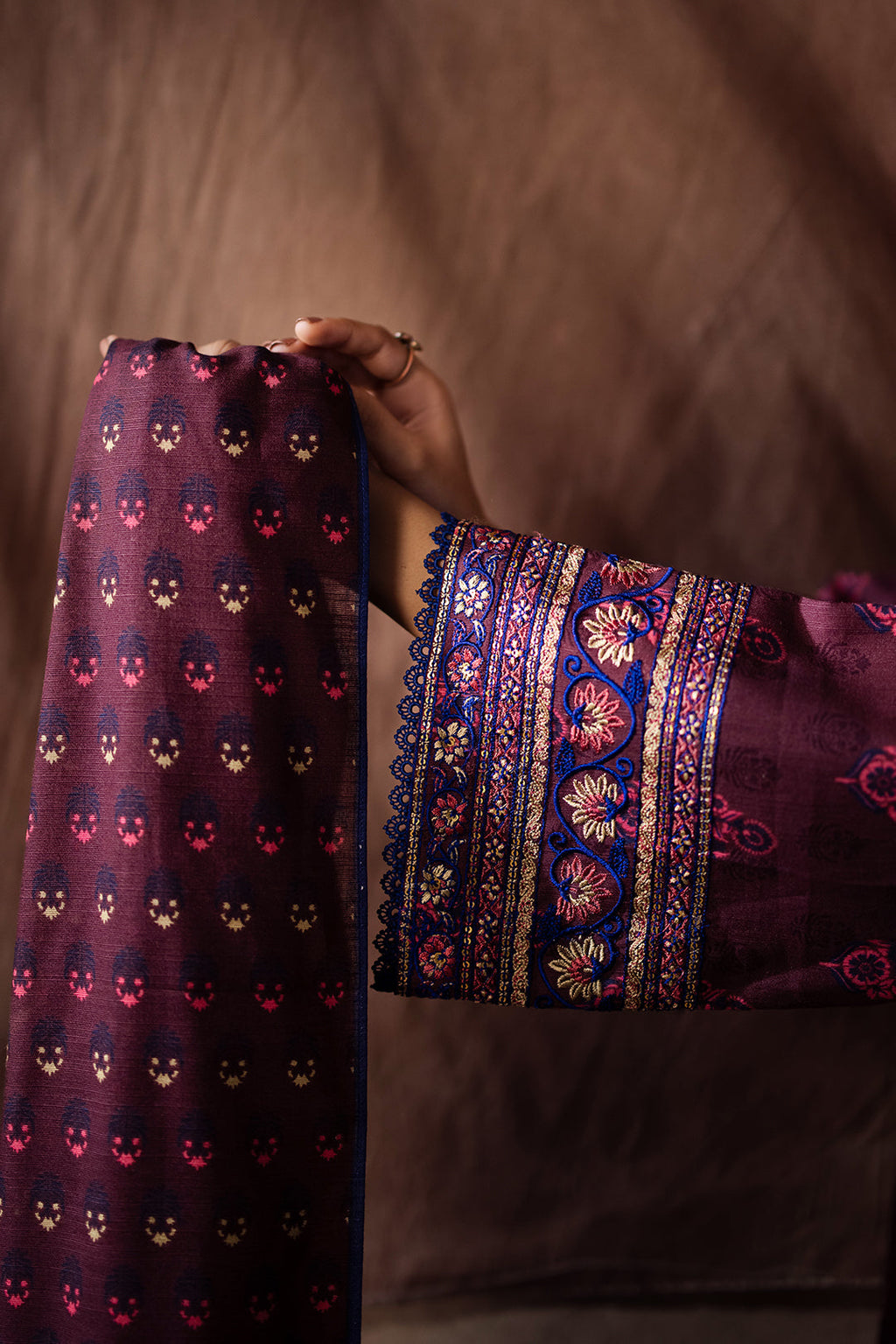Zellbury | Unstitched 2 Piece Khaddar | Embroidered Shirt Dupatta - 0263 - Libasekhas