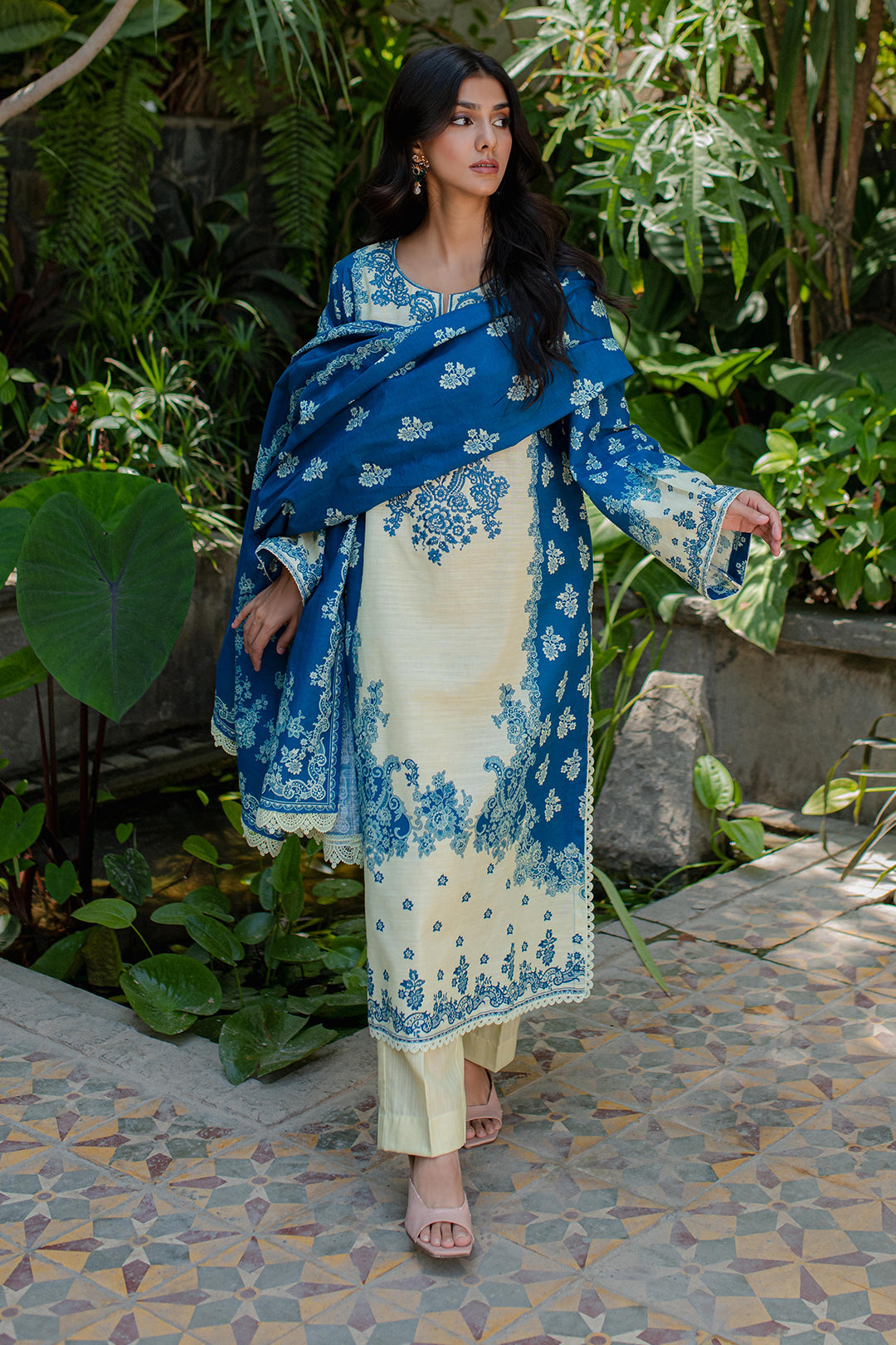 Zellbury | Unstitched 2 Piece Khaddar | Embroidered Shirt Dupatta - 0264 - Libasekhas