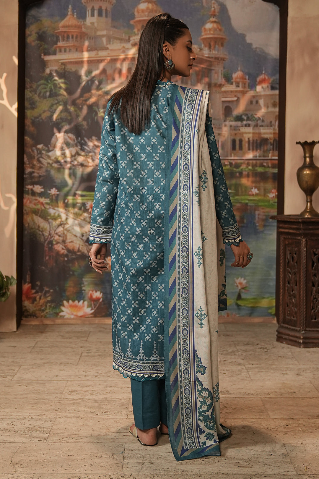 Zellbury | Unstitched 2 Piece Khaddar | Embroidered Shirt Dupatta - 0350 - Libasekhas