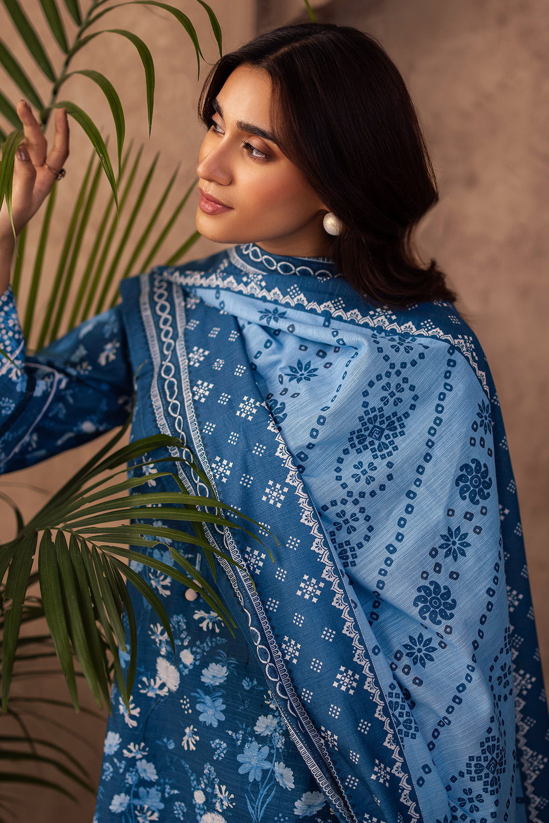 Zellbury | Unstitched 3 Piece Khaddar | Embroidered Shirt Shalwar Dupatta - 0226 - Libasekhas