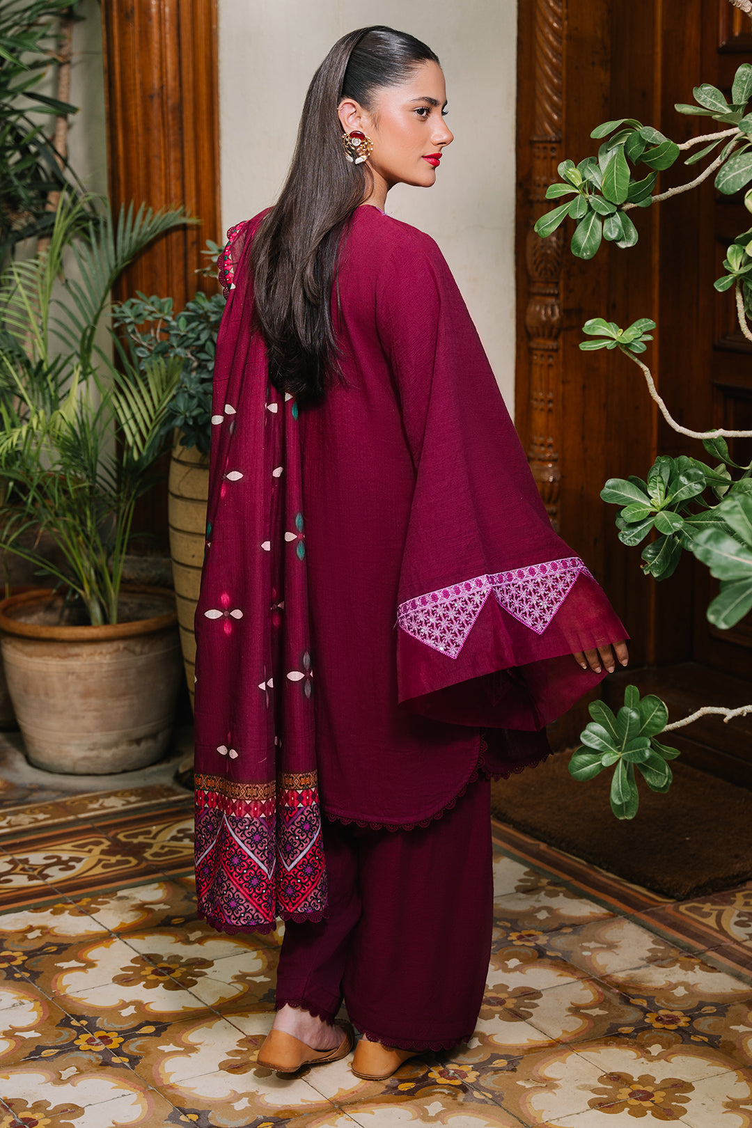 Zellbury | Unstitched 3 Piece Khaddar | Embroidered Shirt Shalwar Dupatta - 0319 - Libasekhas