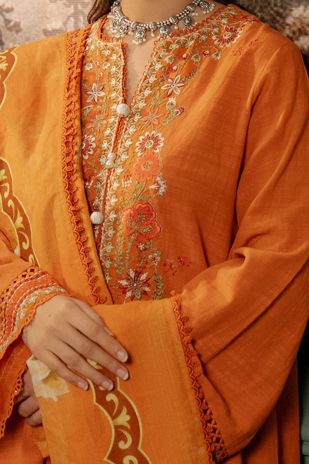 Zellbury | Unstitched 3 Piece Khaddar | Embroidered Shirt Shalwar Dupatta - 0413 - Libasekhas