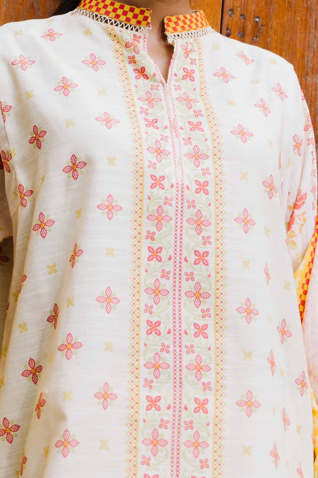 Zellbury | Unstitched 2 Piece Khaddar | Shirt Dupatta - 0251 - Libasekhas