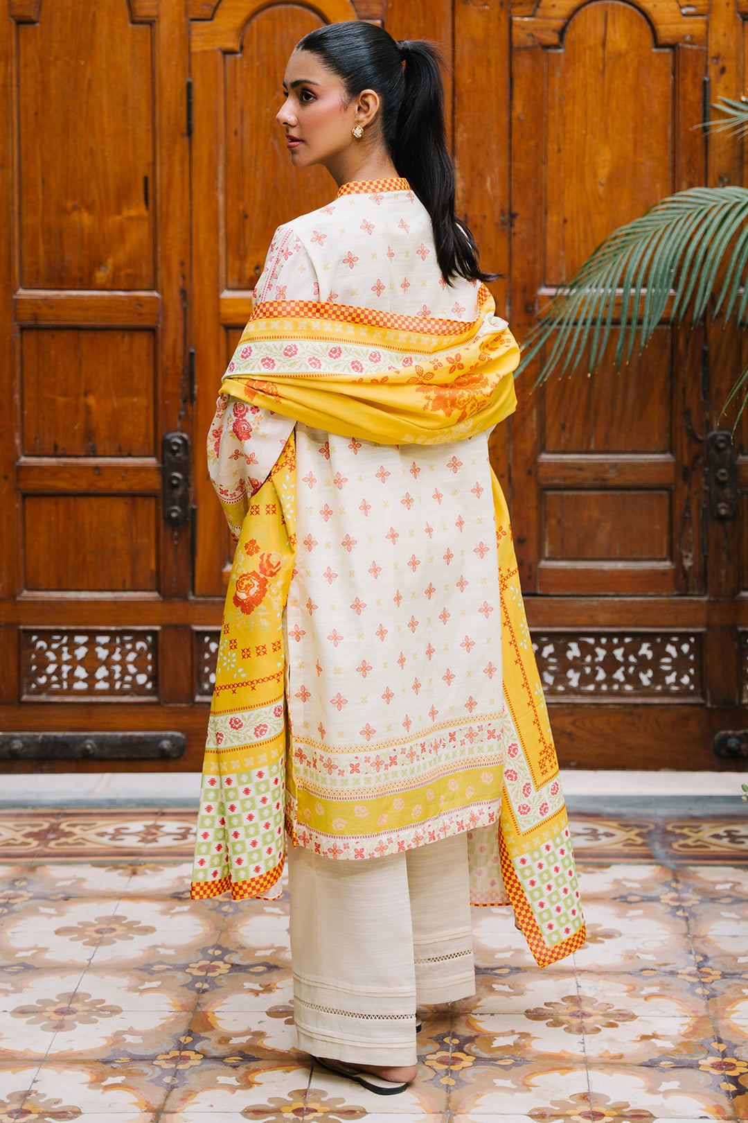 Zellbury | Unstitched 2 Piece Khaddar | Shirt Dupatta - 0251 - Libasekhas