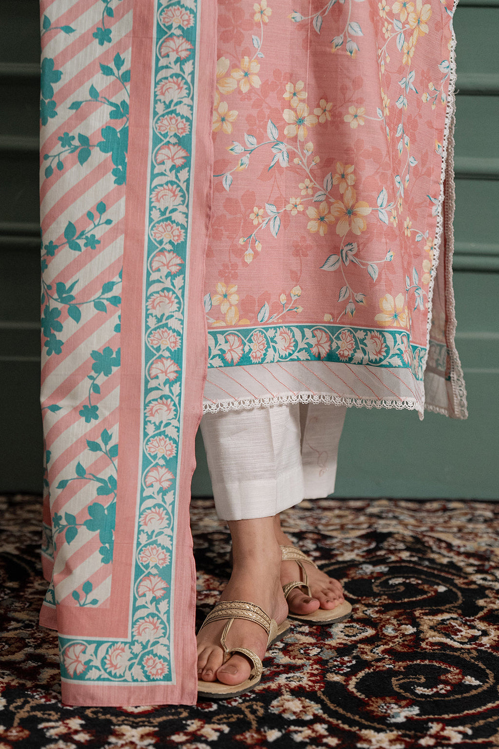 Zellbury | Unstitched 2 Piece Khaddar | Shirt Dupatta - 0331 - Libasekhas