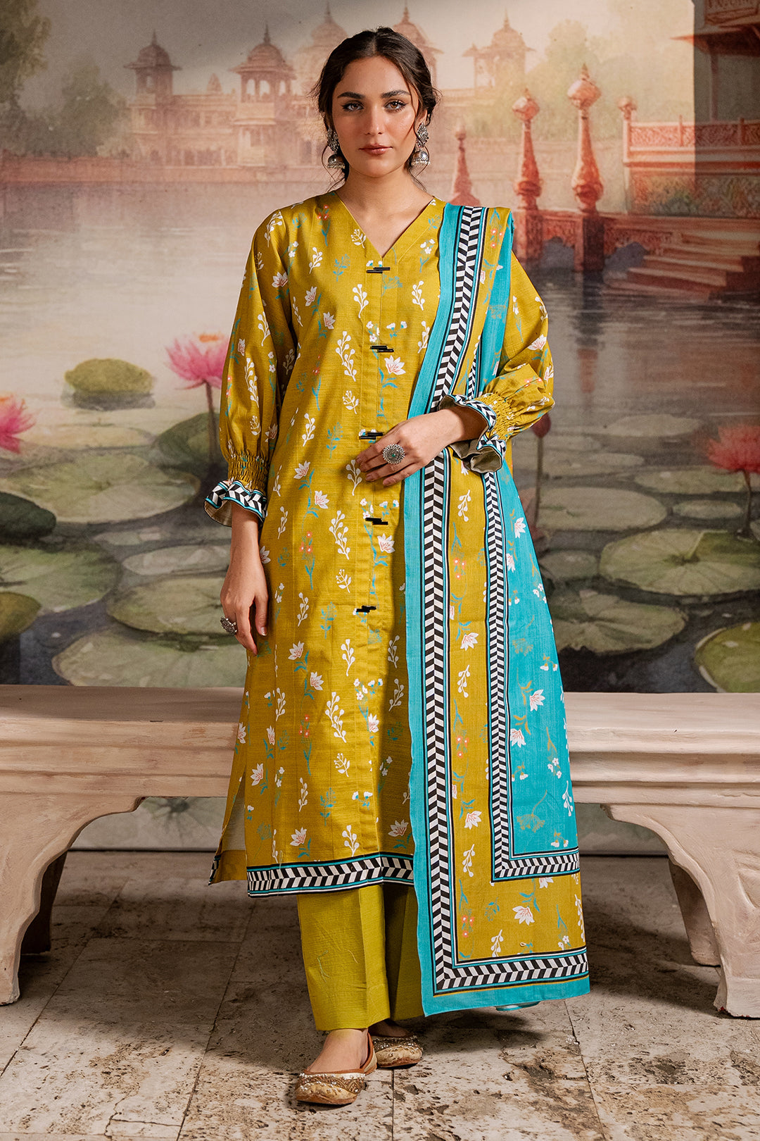 Zellbury | Unstitched 2 Piece Khaddar | Shirt Dupatta - 0423 - Libasekhas