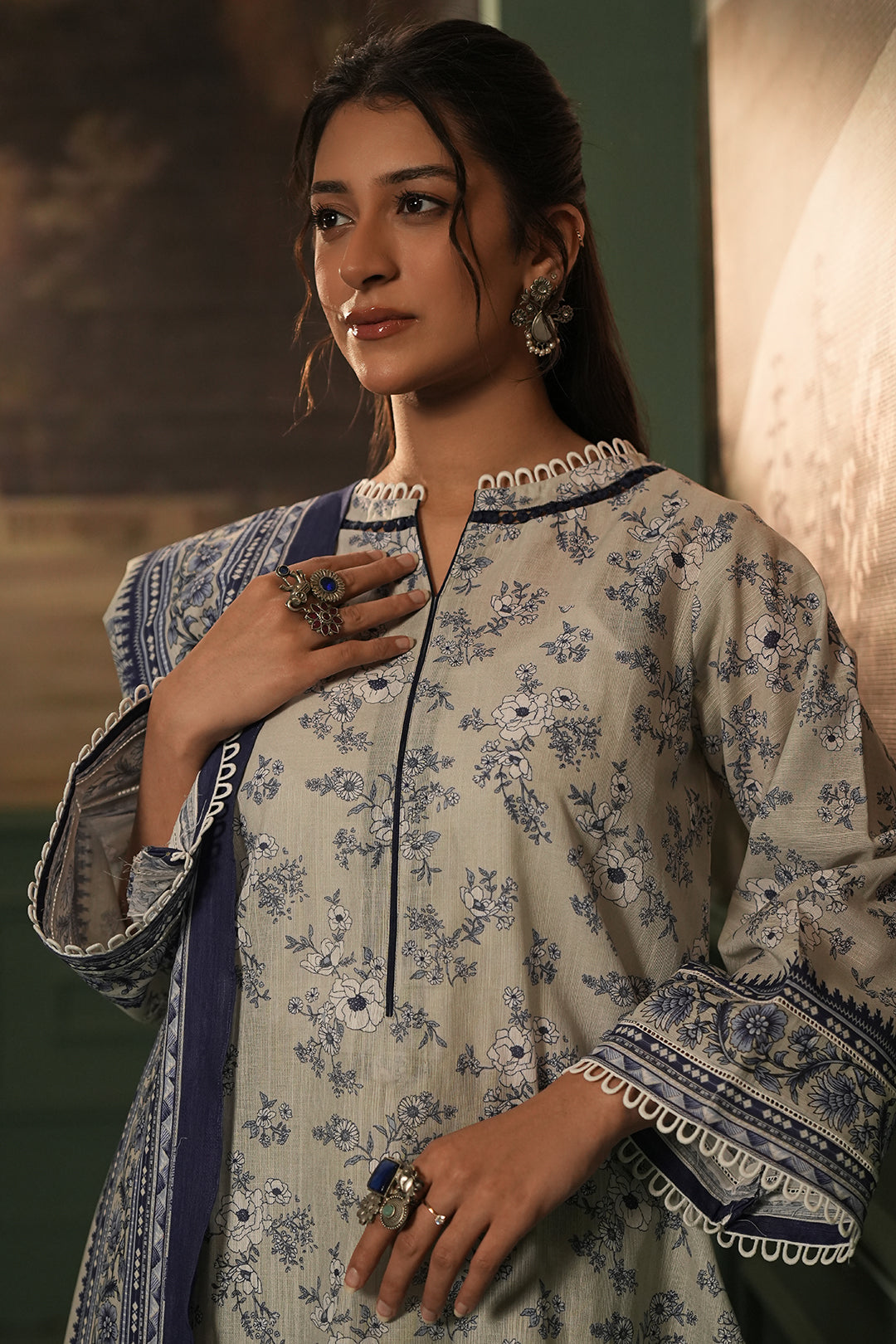 Zellbury | Unstitched 2 Piece Khaddar | Shirt Dupatta - 0426 - Libasekhas