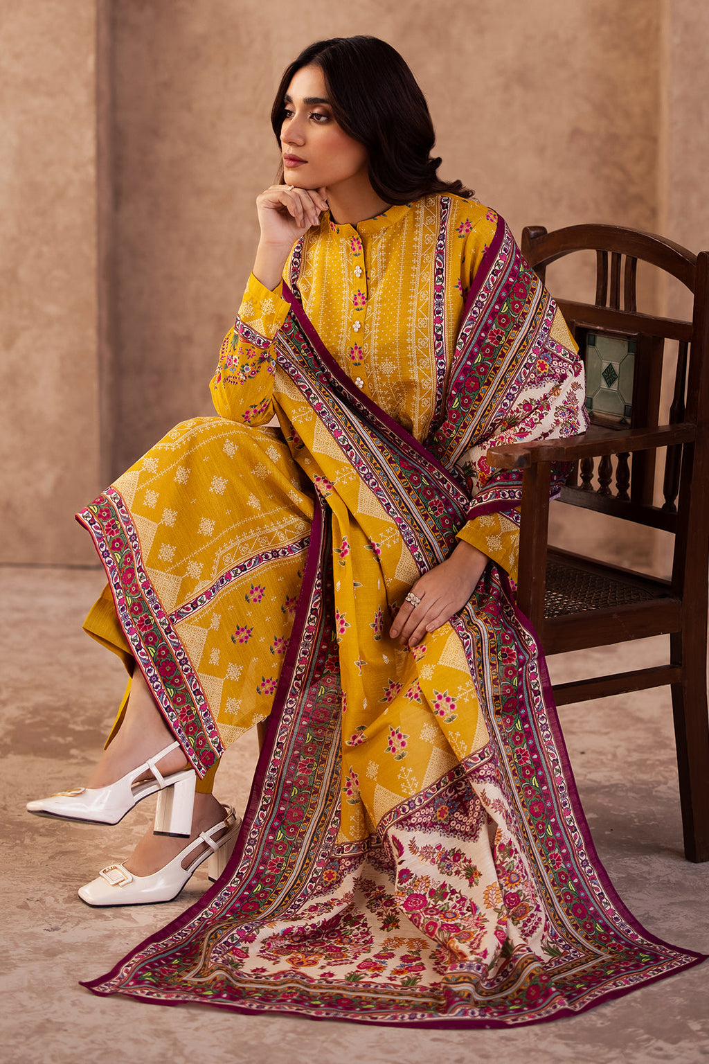 Zellbury | Unstitched 3 Piece Khaddar | Shirt Shalwar Dupatta - 0186 - Libasekhas