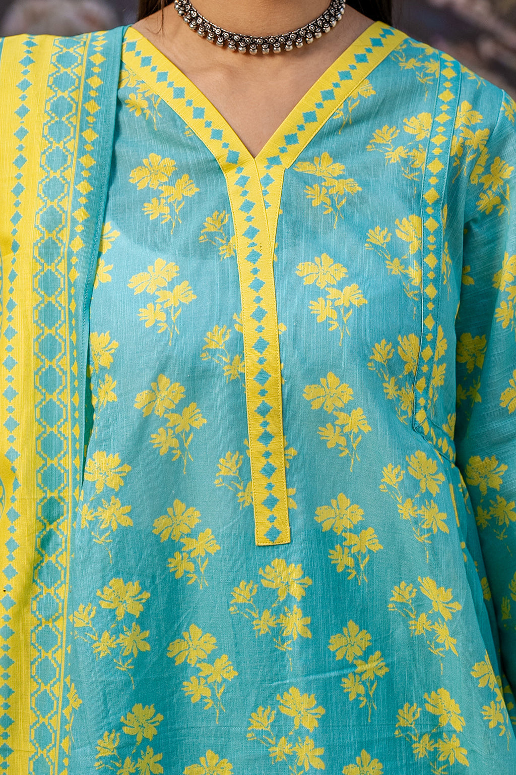 Zellbury | Unstitched 3 Piece Khaddar | Shirt Shalwar Dupatta - 0370 - Libasekhas
