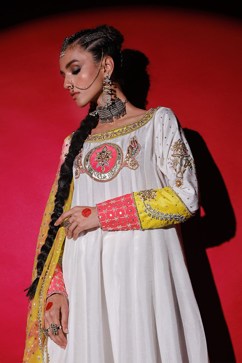 Wardha Saleem | Meeram Festive Formals | Nur - Riwayat-e-Khas