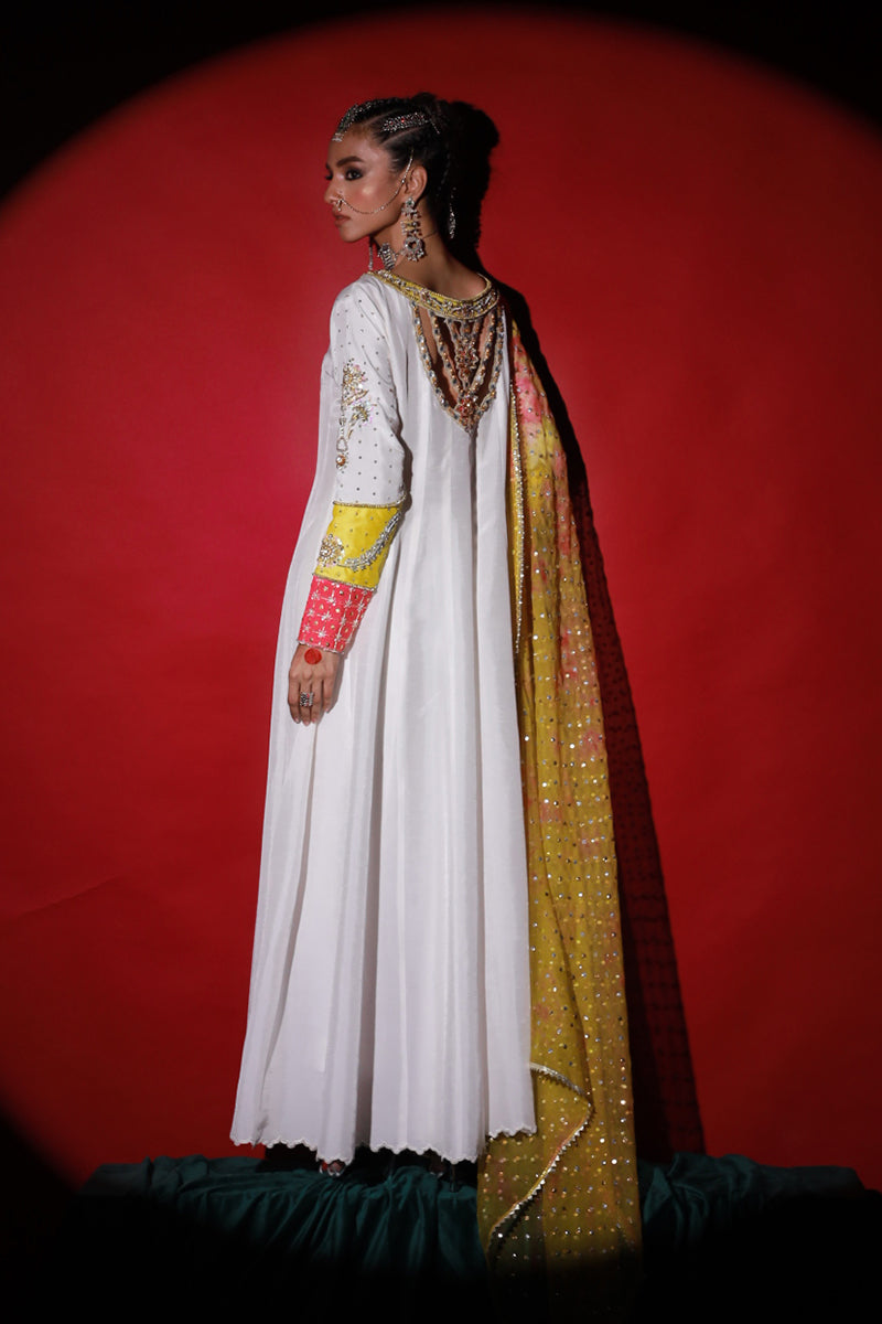 Wardha Saleem | Meeram Festive Formals | Nur - Riwayat-e-Khas