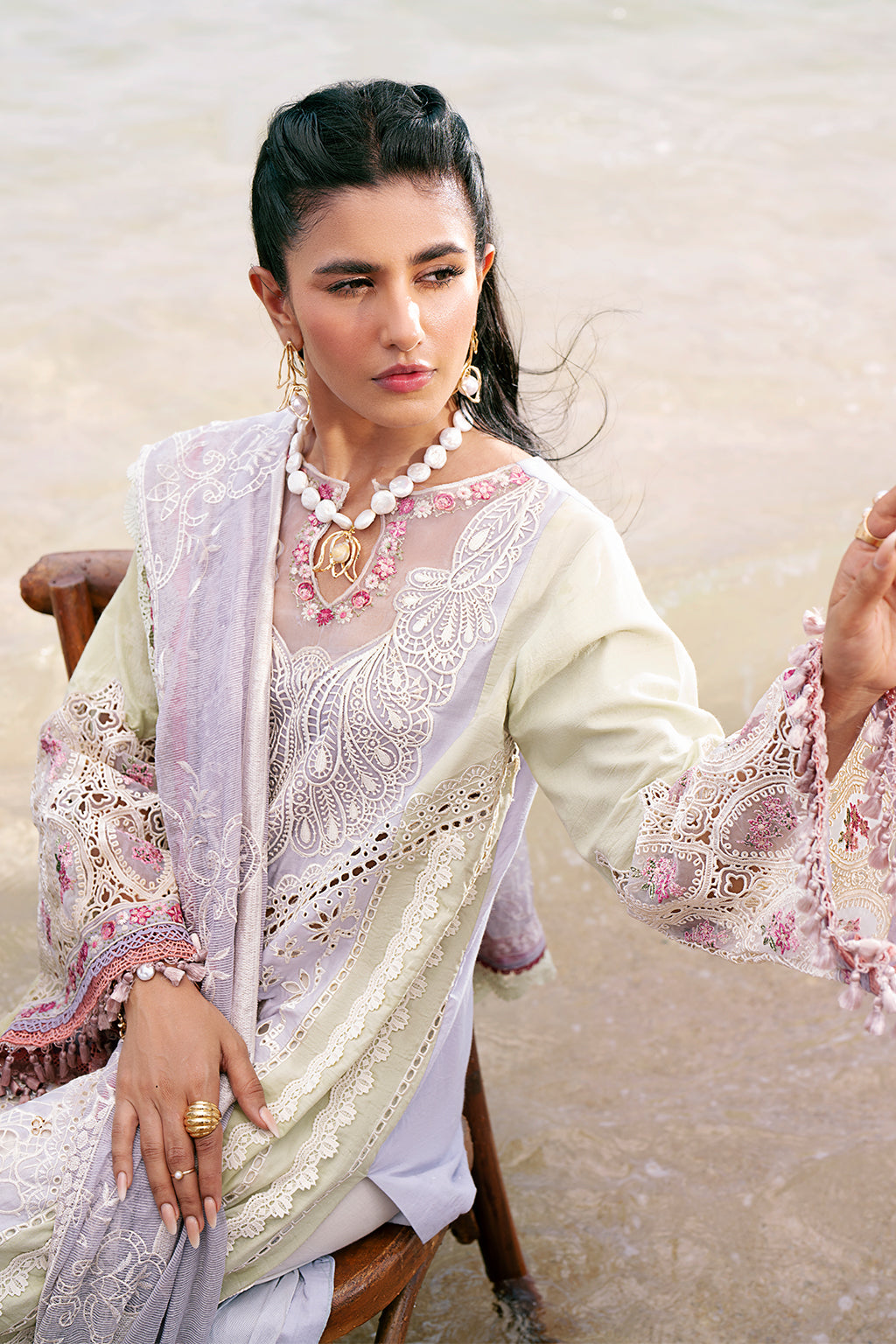 AJR Couture | Dastan Luxury Lawn 25 | Wave