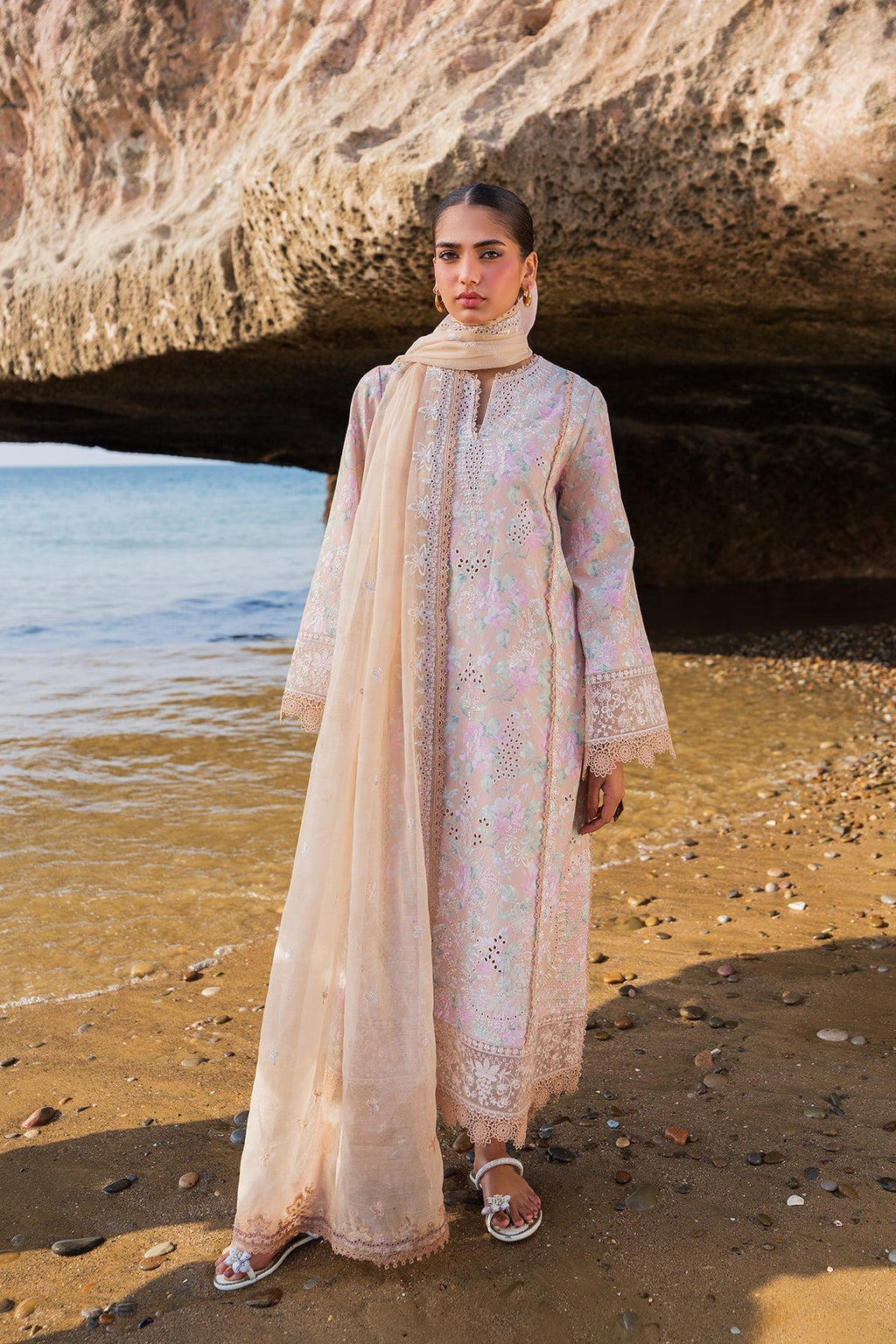 Afrozeh | Endless Summer | Zephyria
