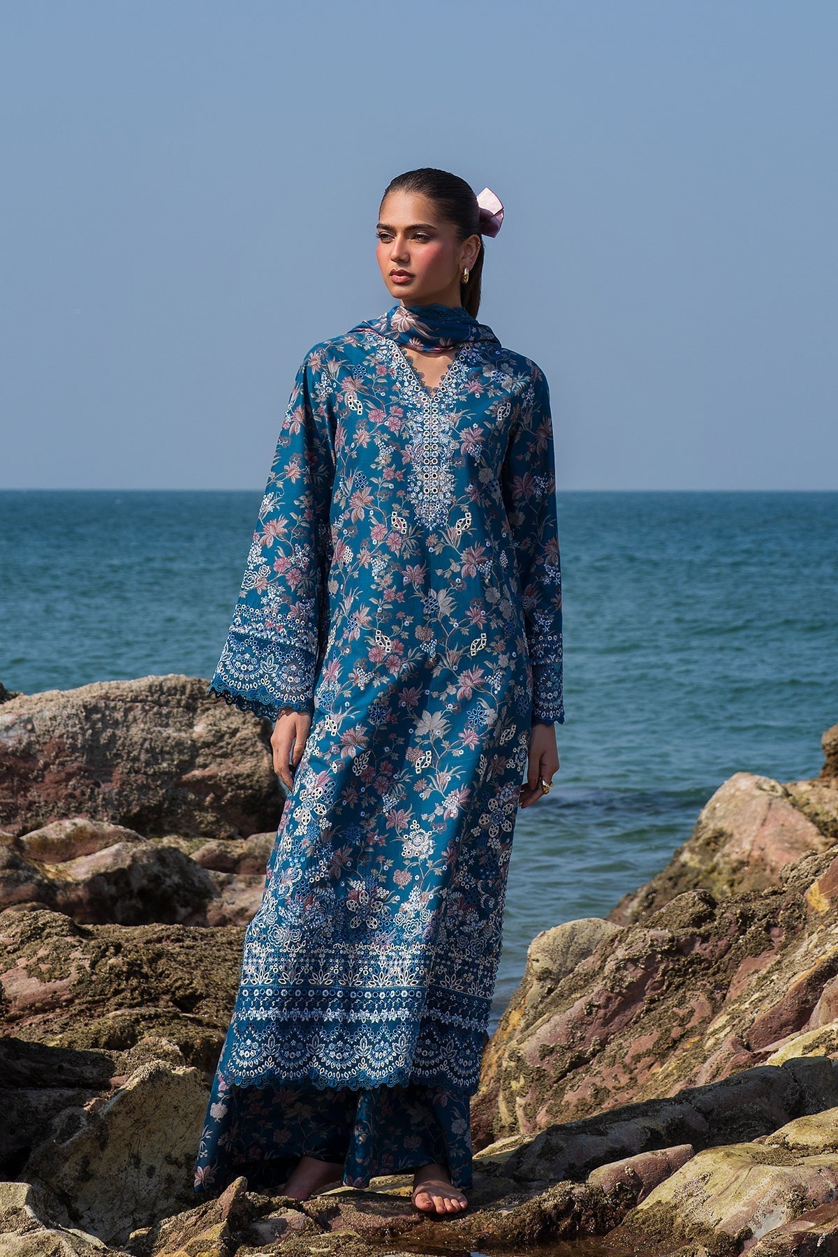 Afrozeh | Endless Summer | Noa