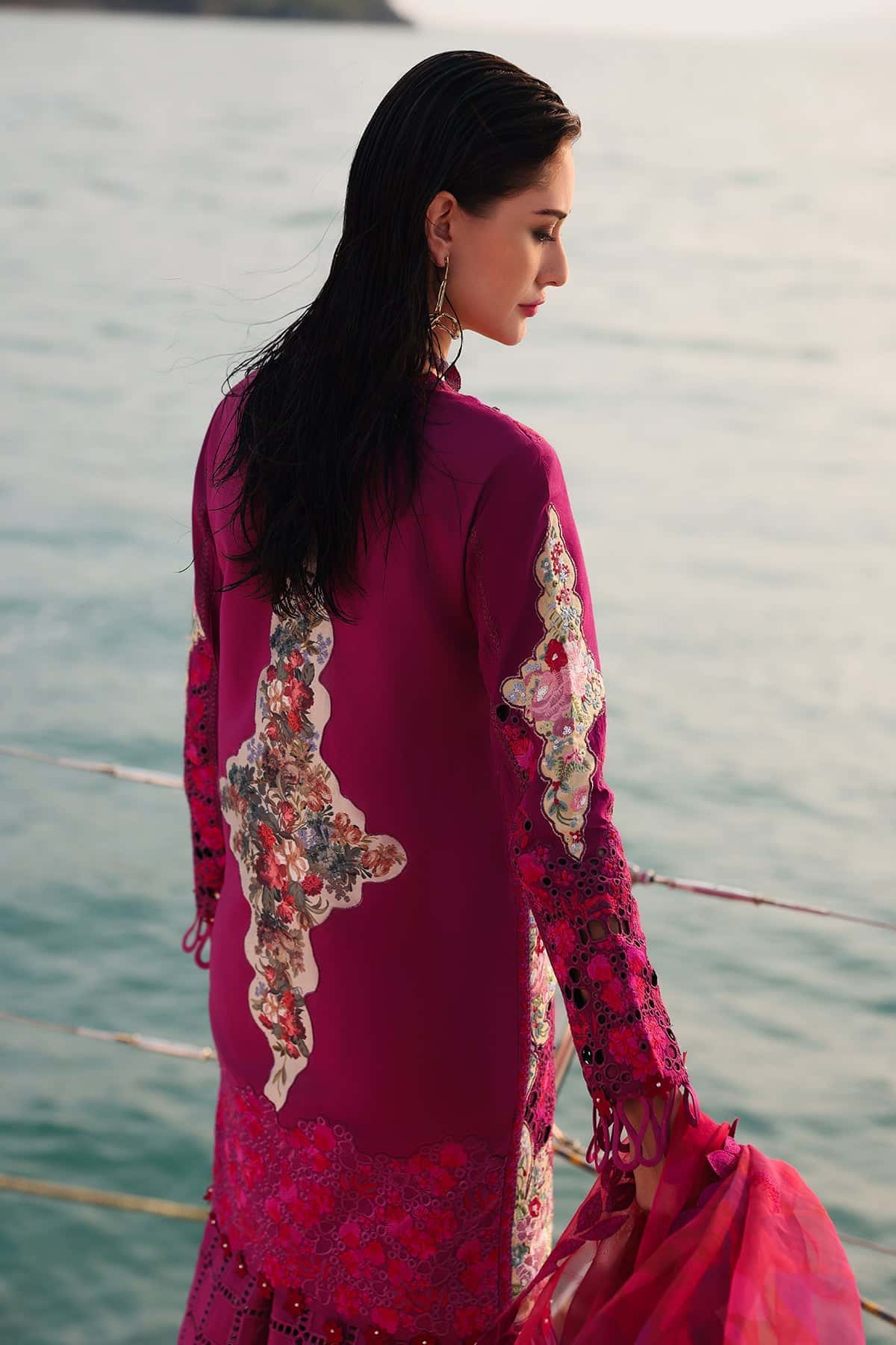 Afrozeh | Lawn 25 | Serene