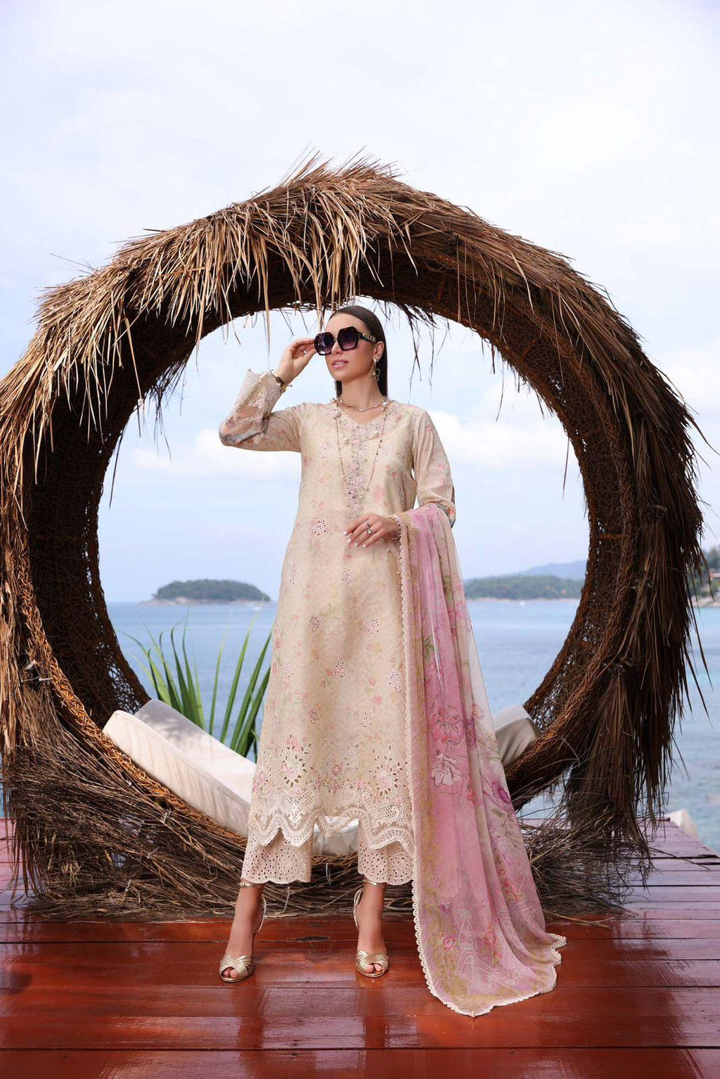 Noor by Sadia Asad - D5B - Riwayat-e-khas