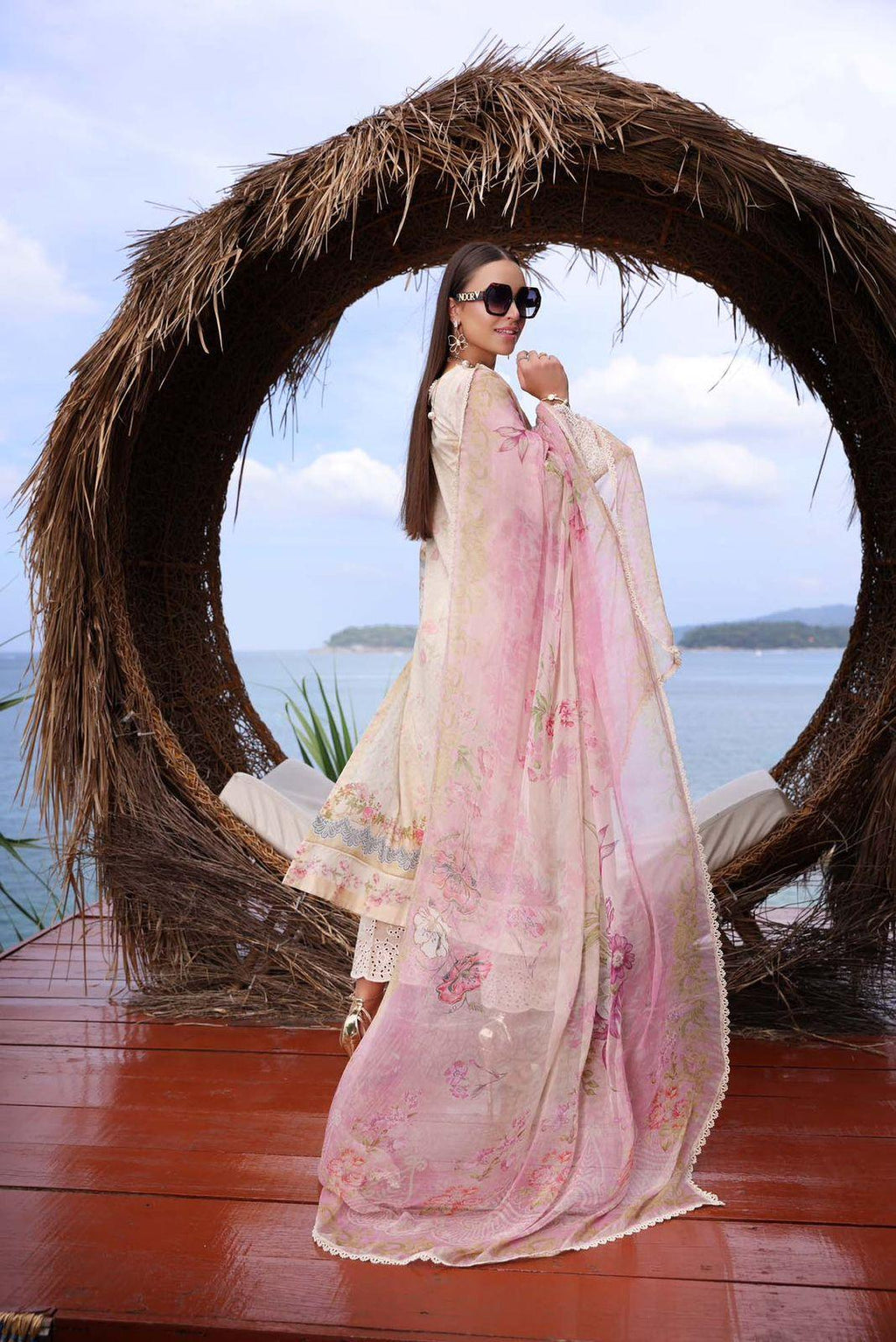 Noor by Sadia Asad - D5B - Riwayat-e-khas