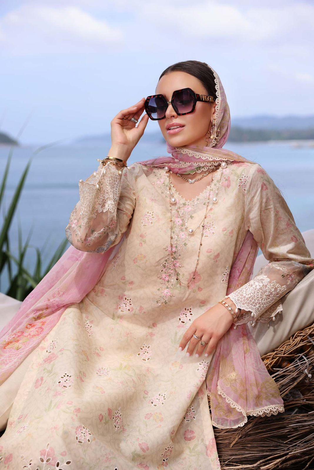 Noor by Sadia Asad - D5B - Riwayat-e-khas