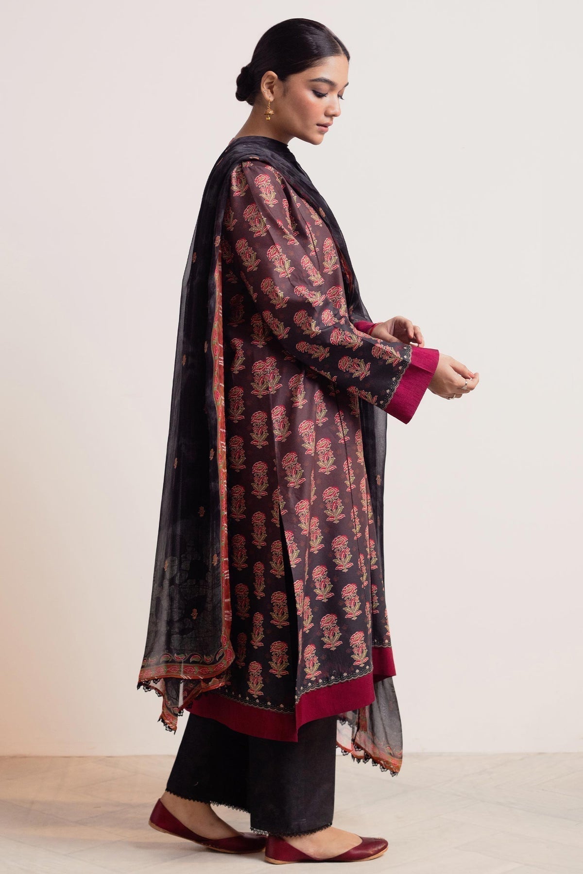 Zara Shahjahan | Coco Prints 24 | SURKH-D9 - House Of Anaya